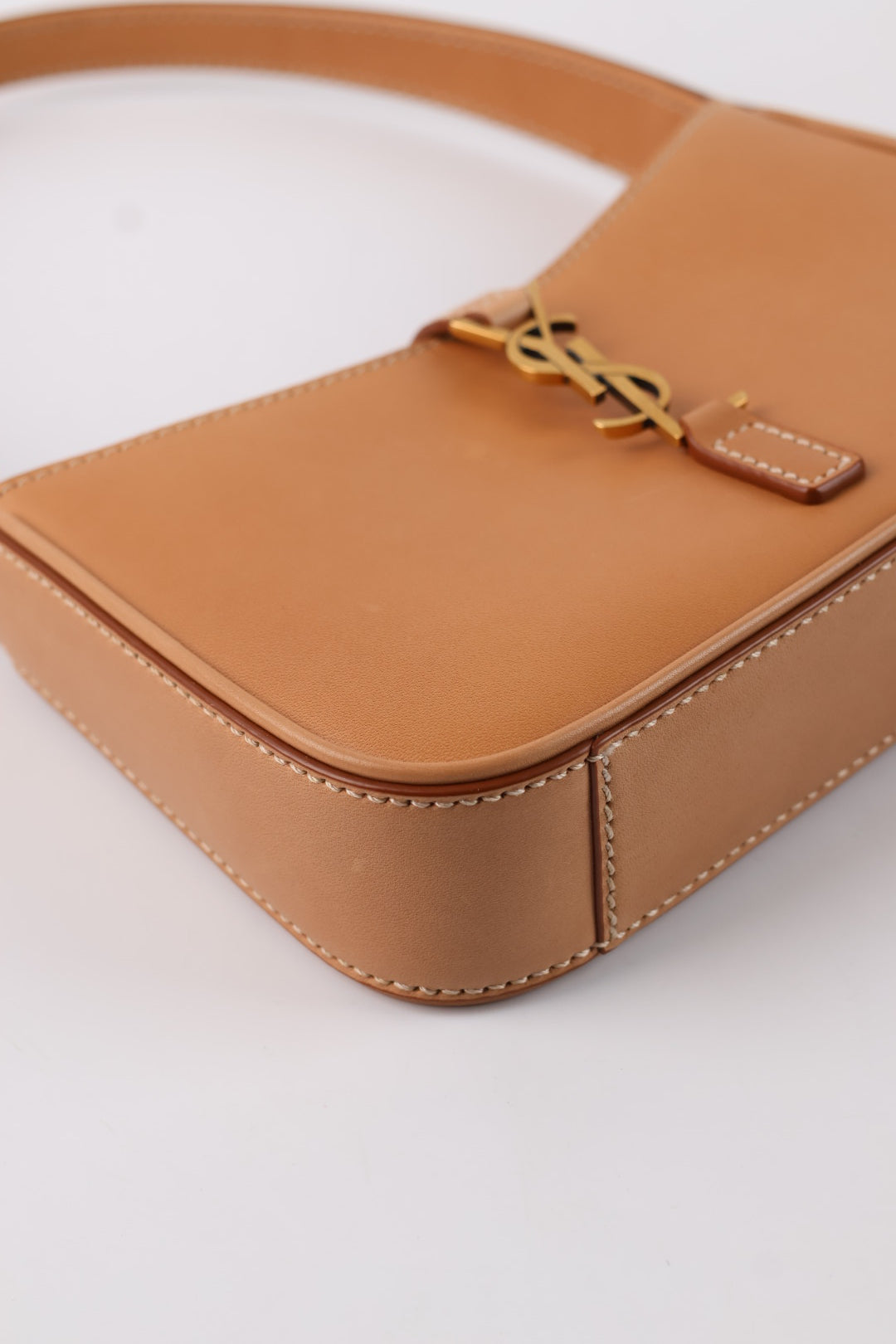 Saint Laurent Le 5 à 7 Mini