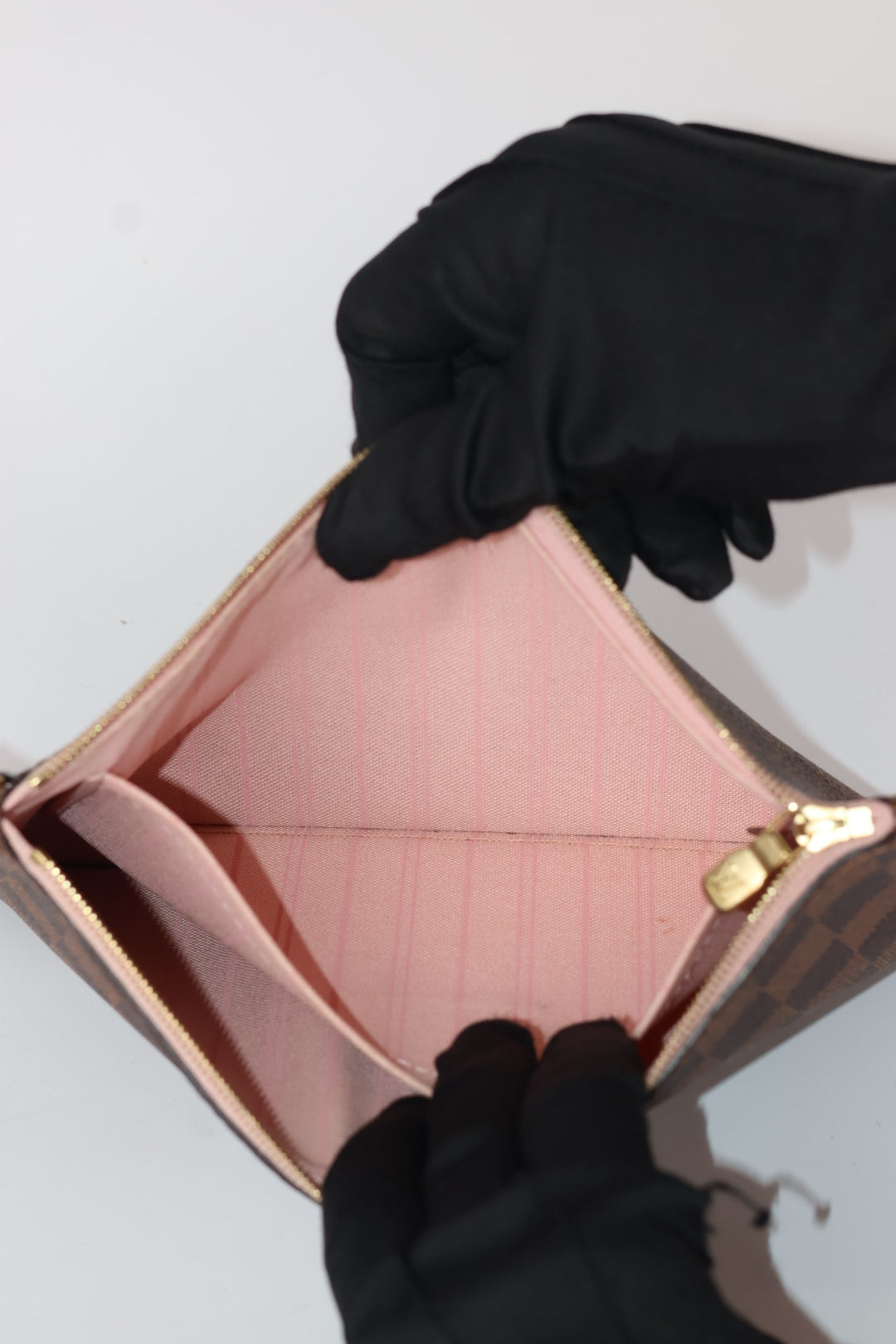 Louis Vuitton Clutch Damier Ébène