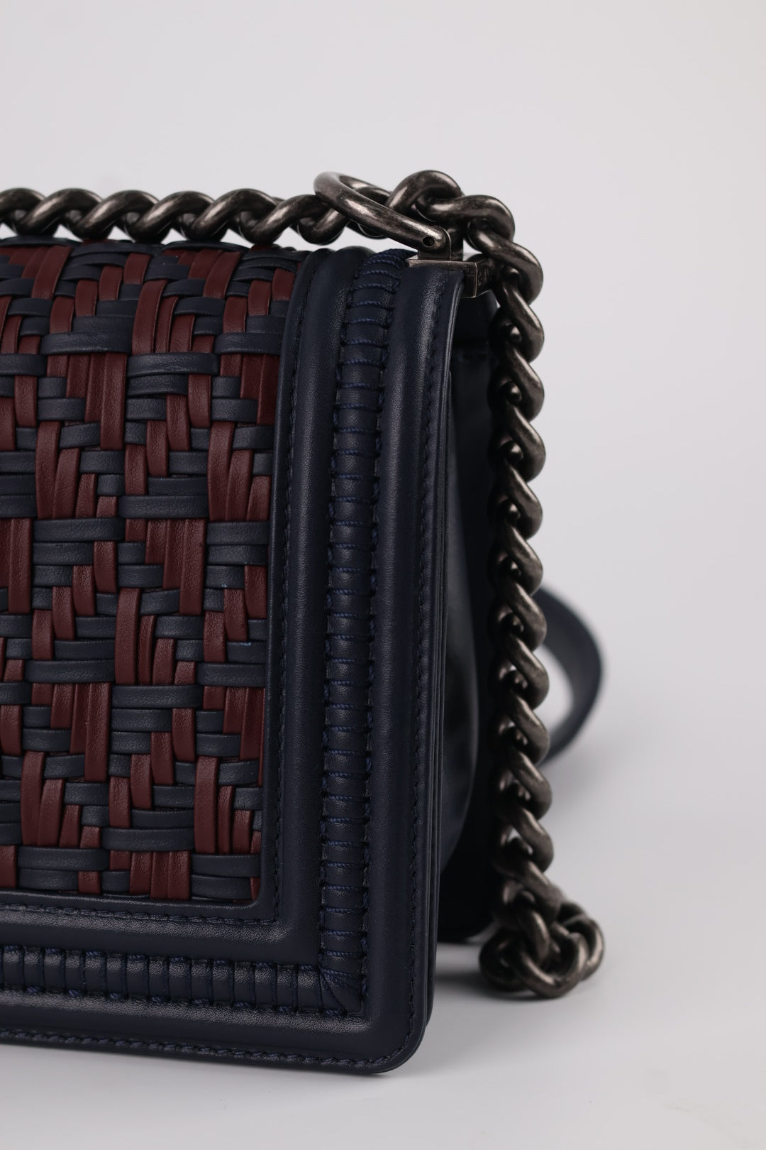 Chanel Boy in Pelle Intrecciata