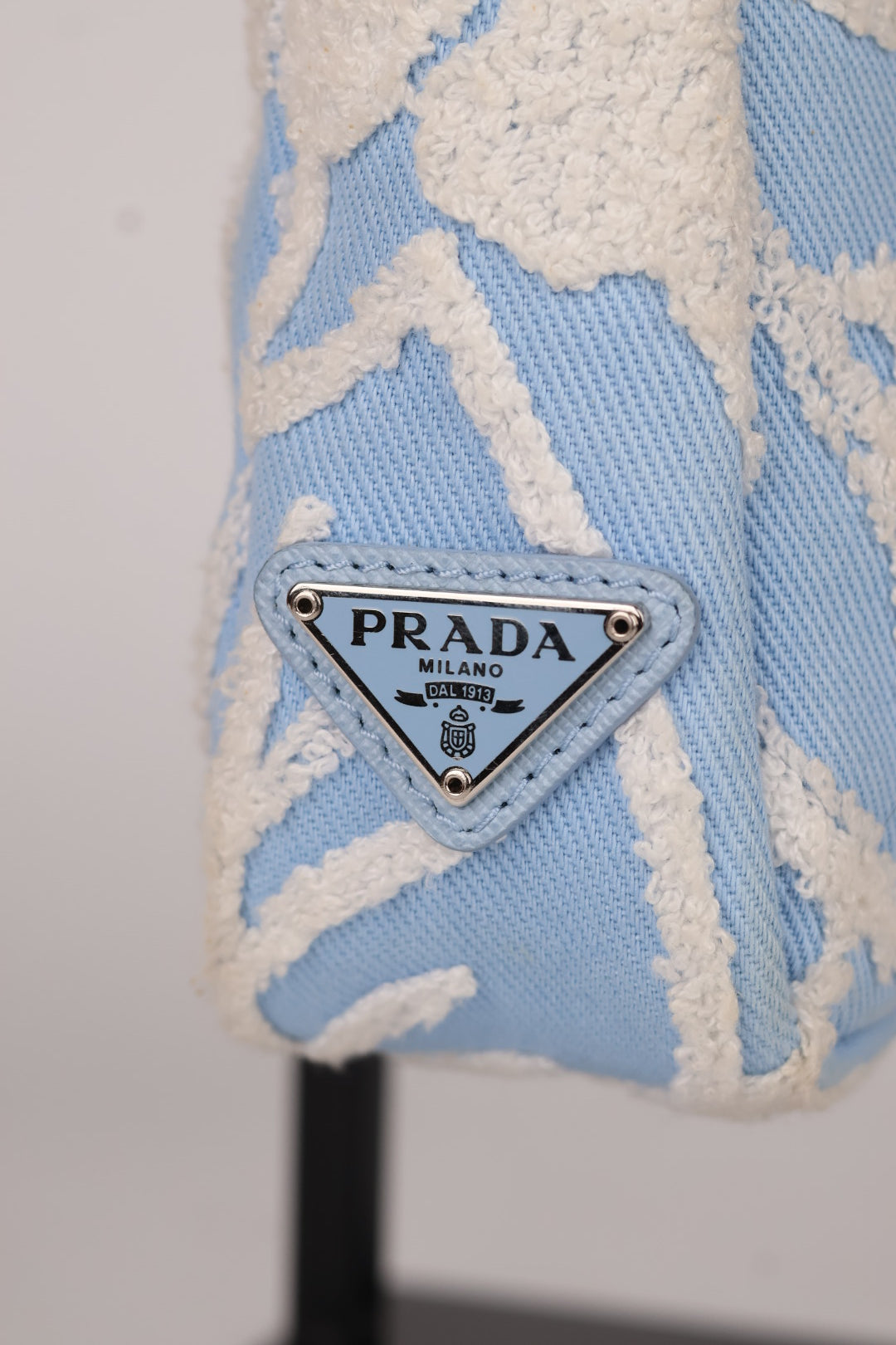 Prada Re Edition 2000