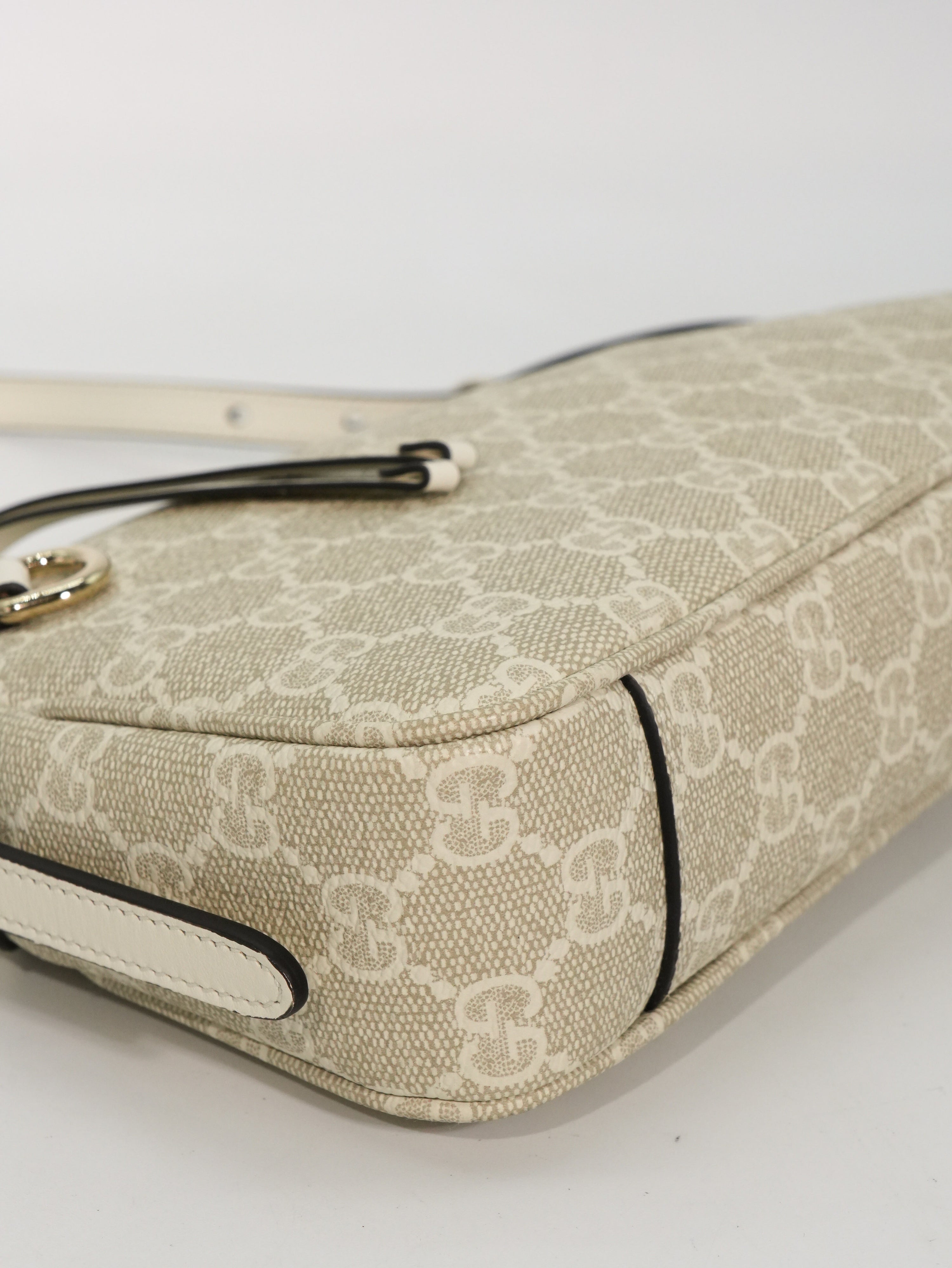 Gucci Emblem GG Monogram