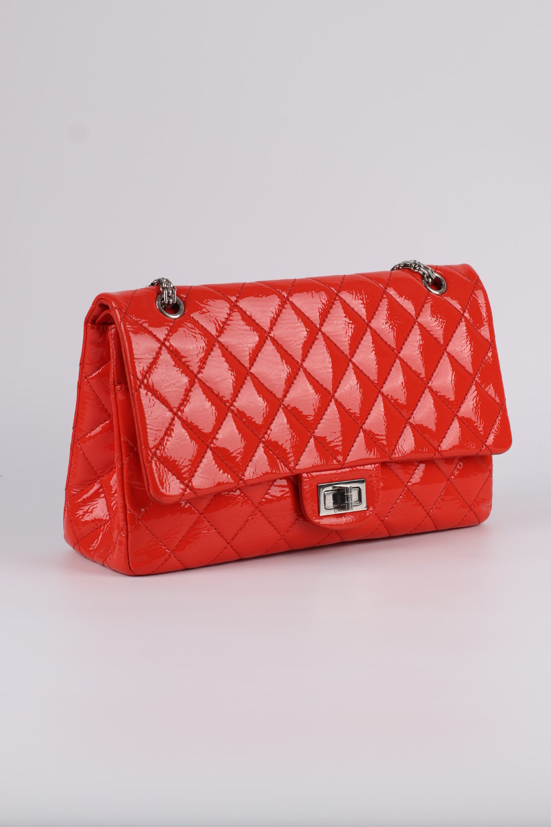 Chanel 2.55 Reissue Grande Vernis