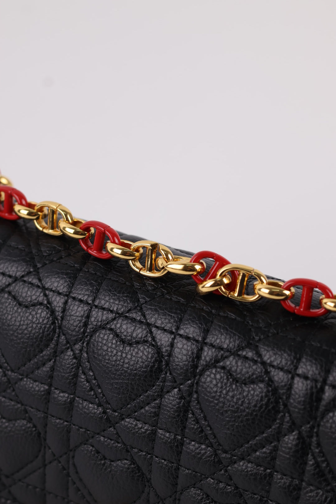 Dior Caro Media Dioramour