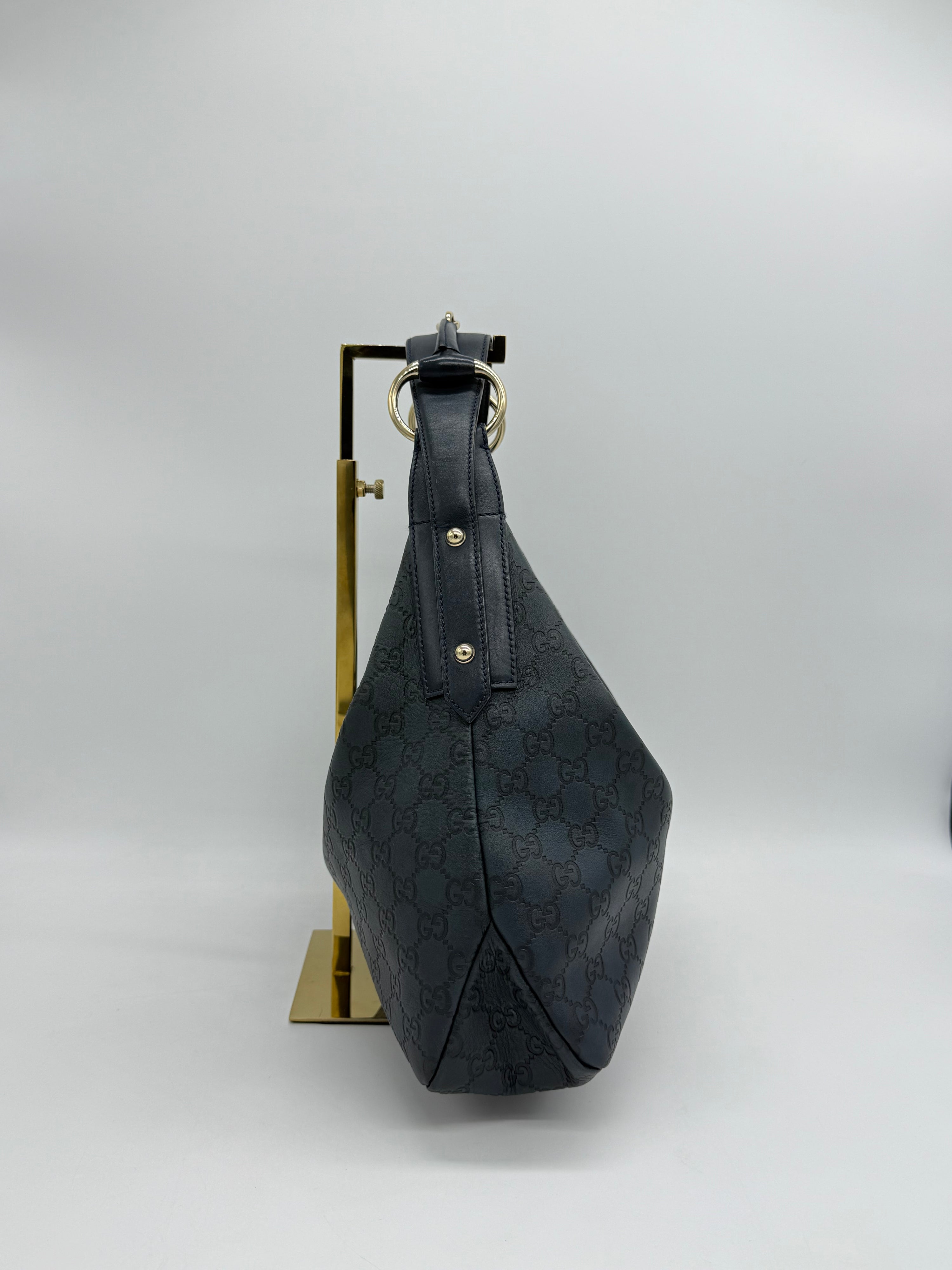 Gucci Hobo GG Signature