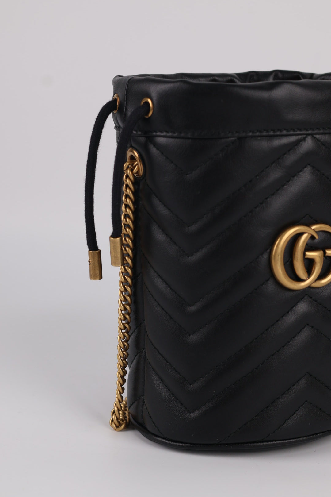 Gucci Bucket Marmont Matelassé