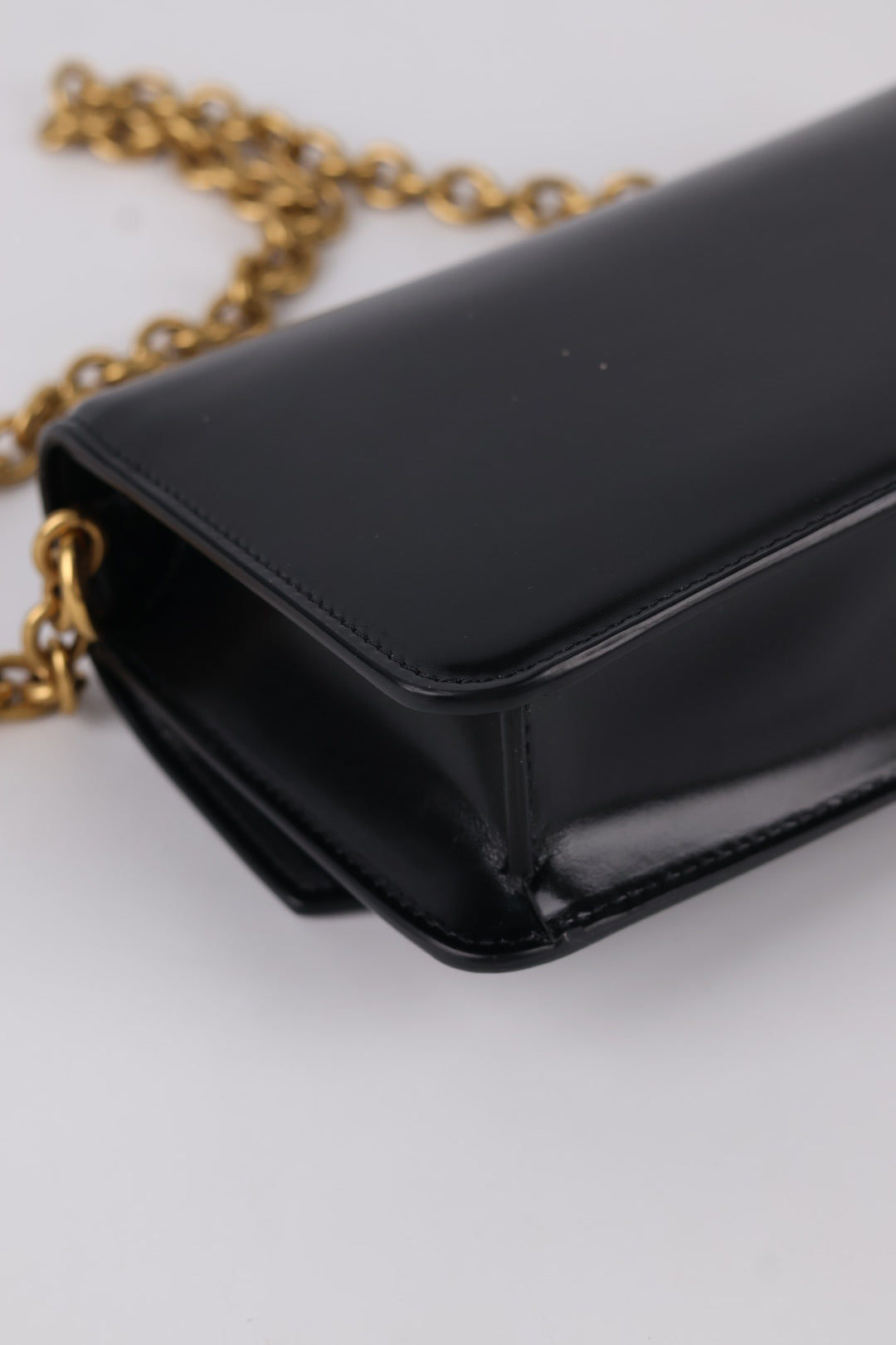 Valentino Clutch Vain in Pelle
