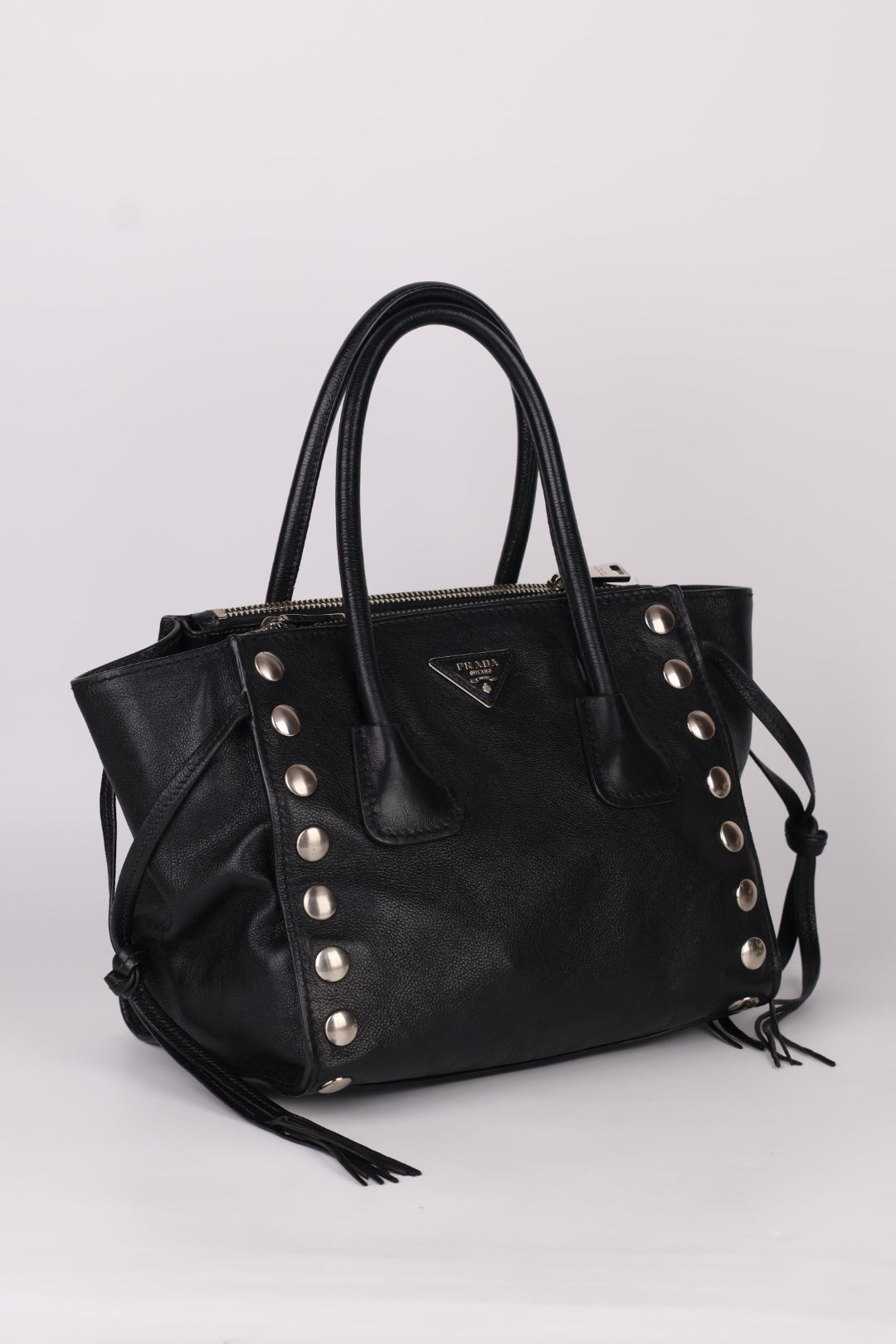 Prada Tote in Pelle Borchie