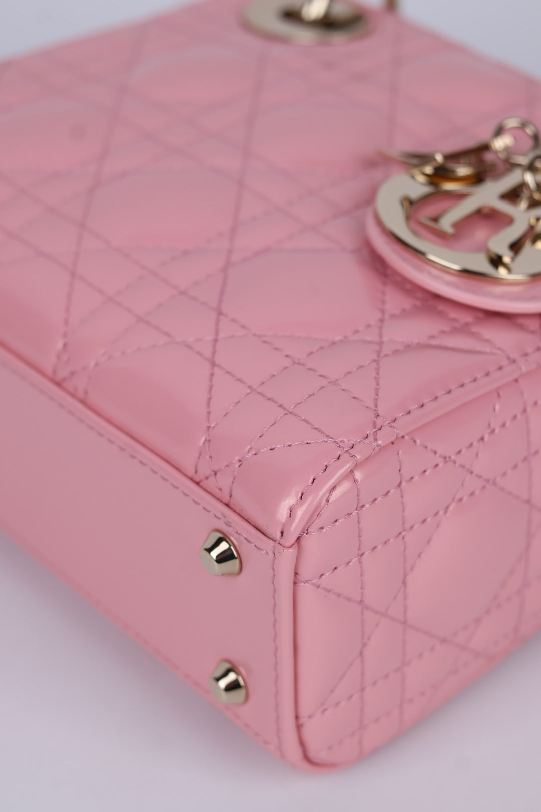 Lady Dior Mini in Pelle Rosa