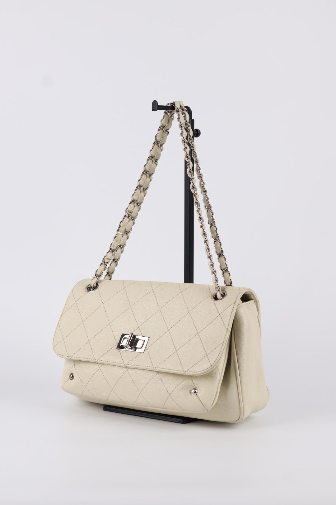 Chanel Reissue a Tracolla Caviar
