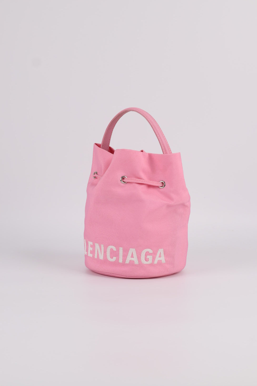 Balenciaga Bucket in Tela