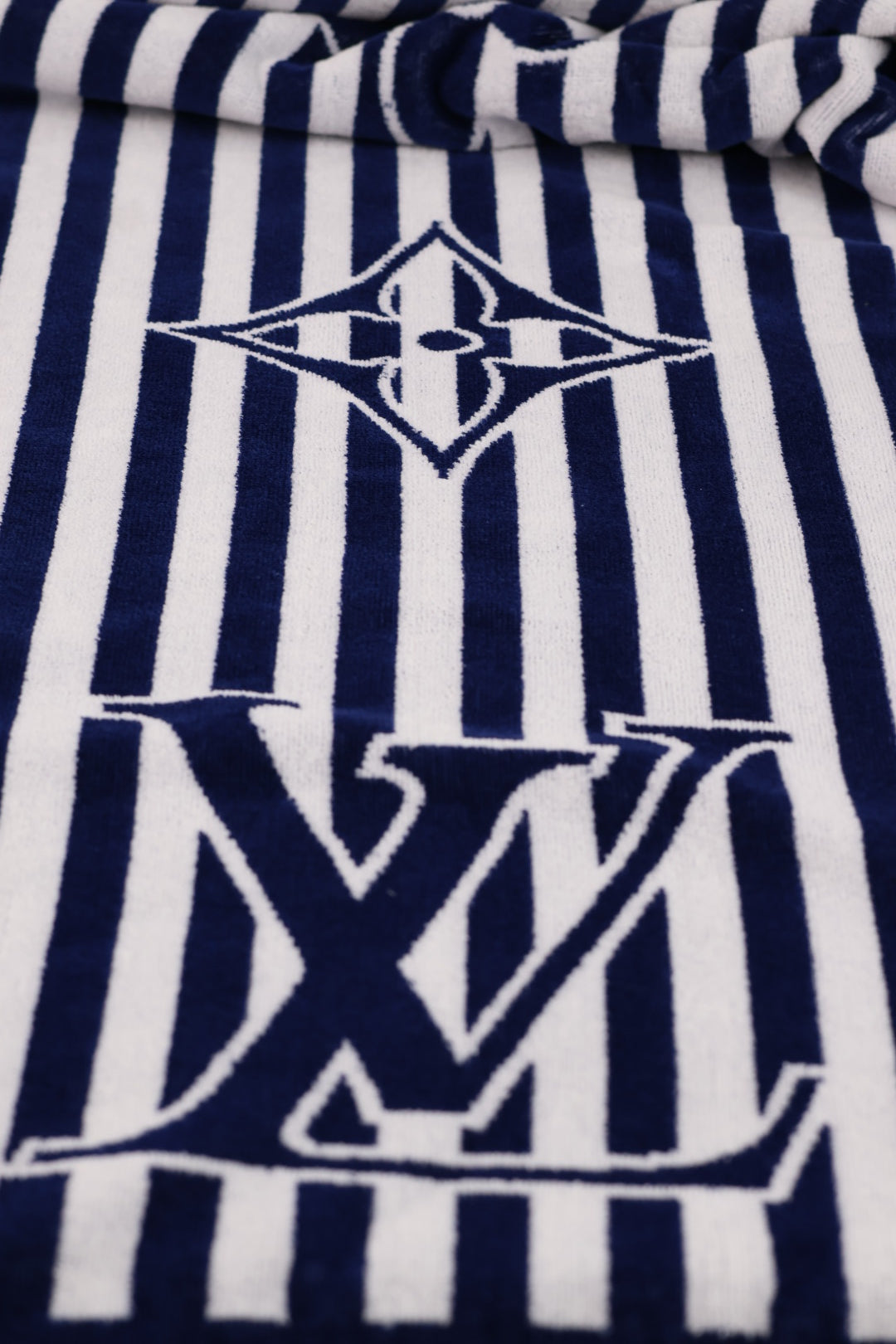 Louis Vuitton Telo Mare Graphical