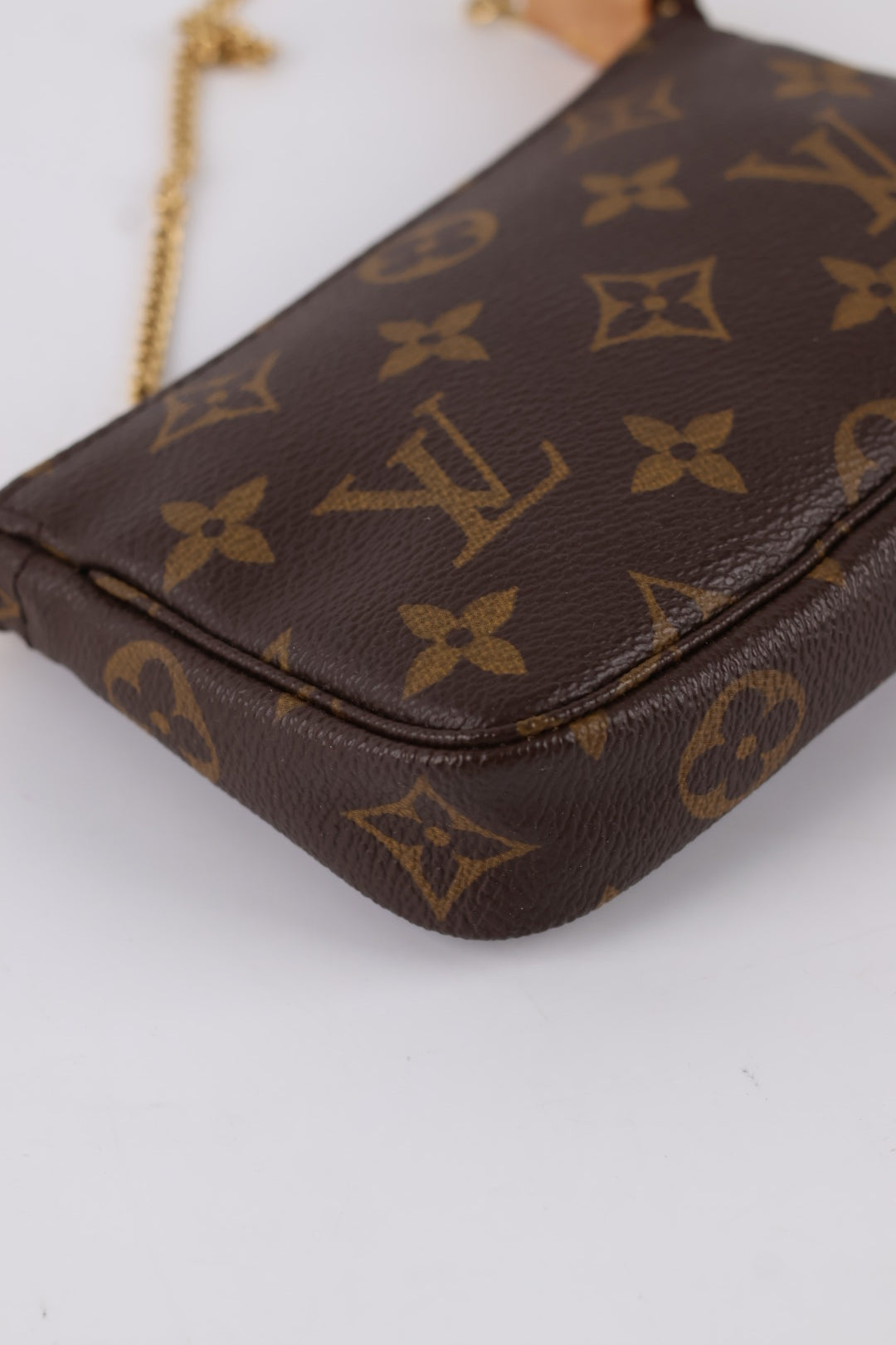 Louis Vuitton Mini Accessoires Monogram