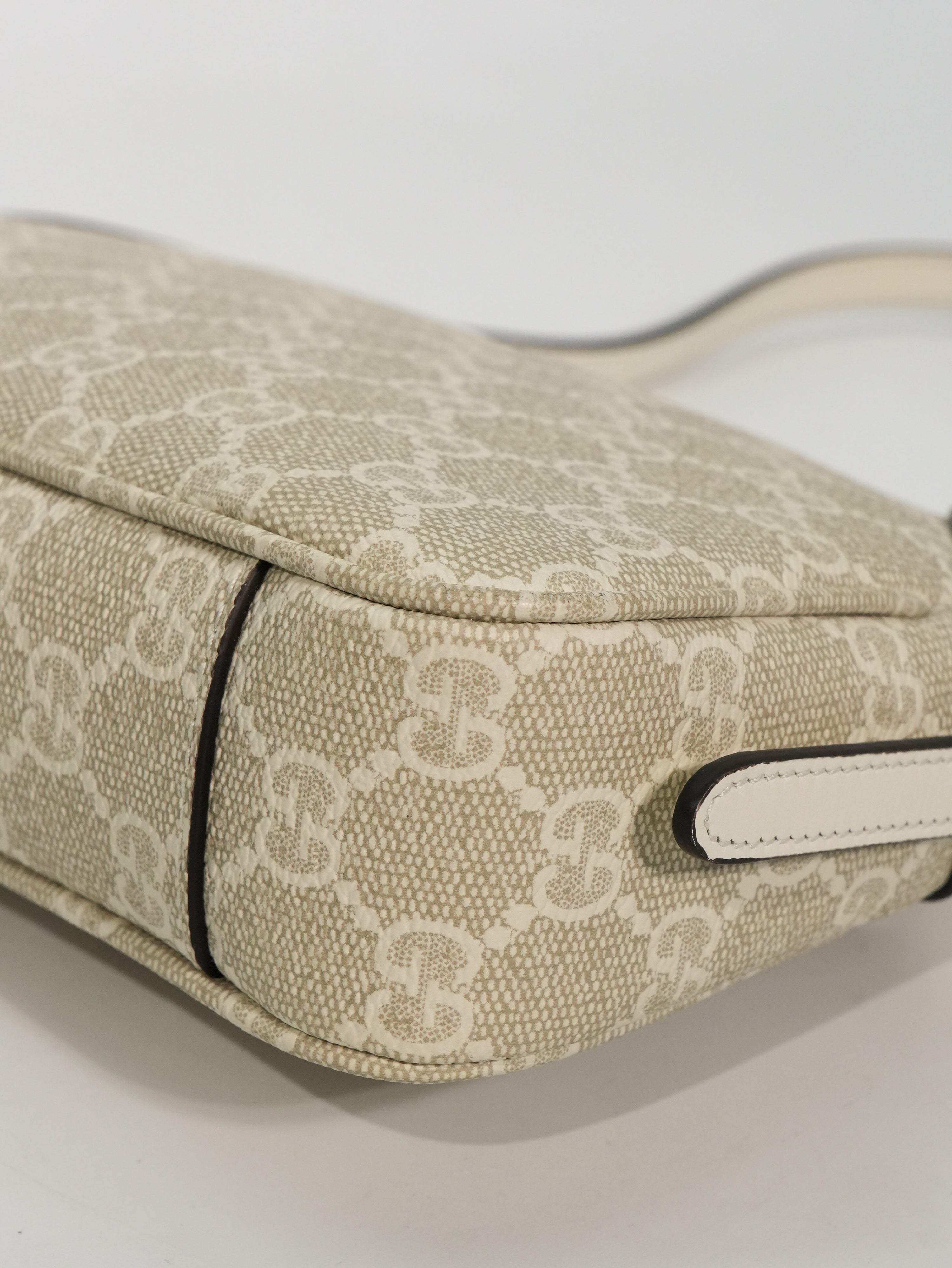 Gucci Emblem GG Monogram