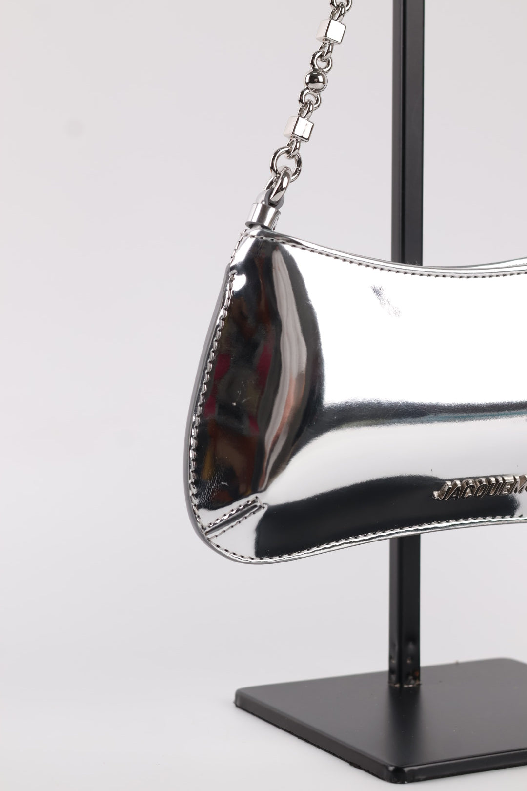 Jacquemus Le Petite Bisou