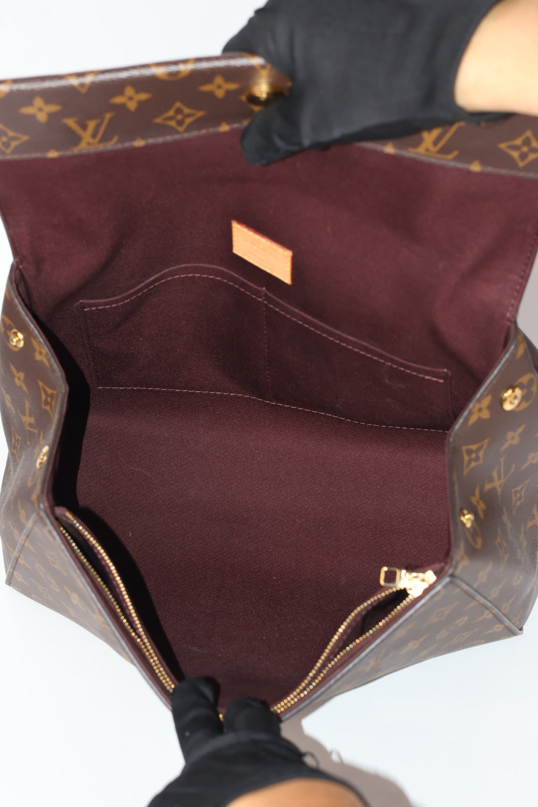 Louis Vuitton Cluny MM Monogram