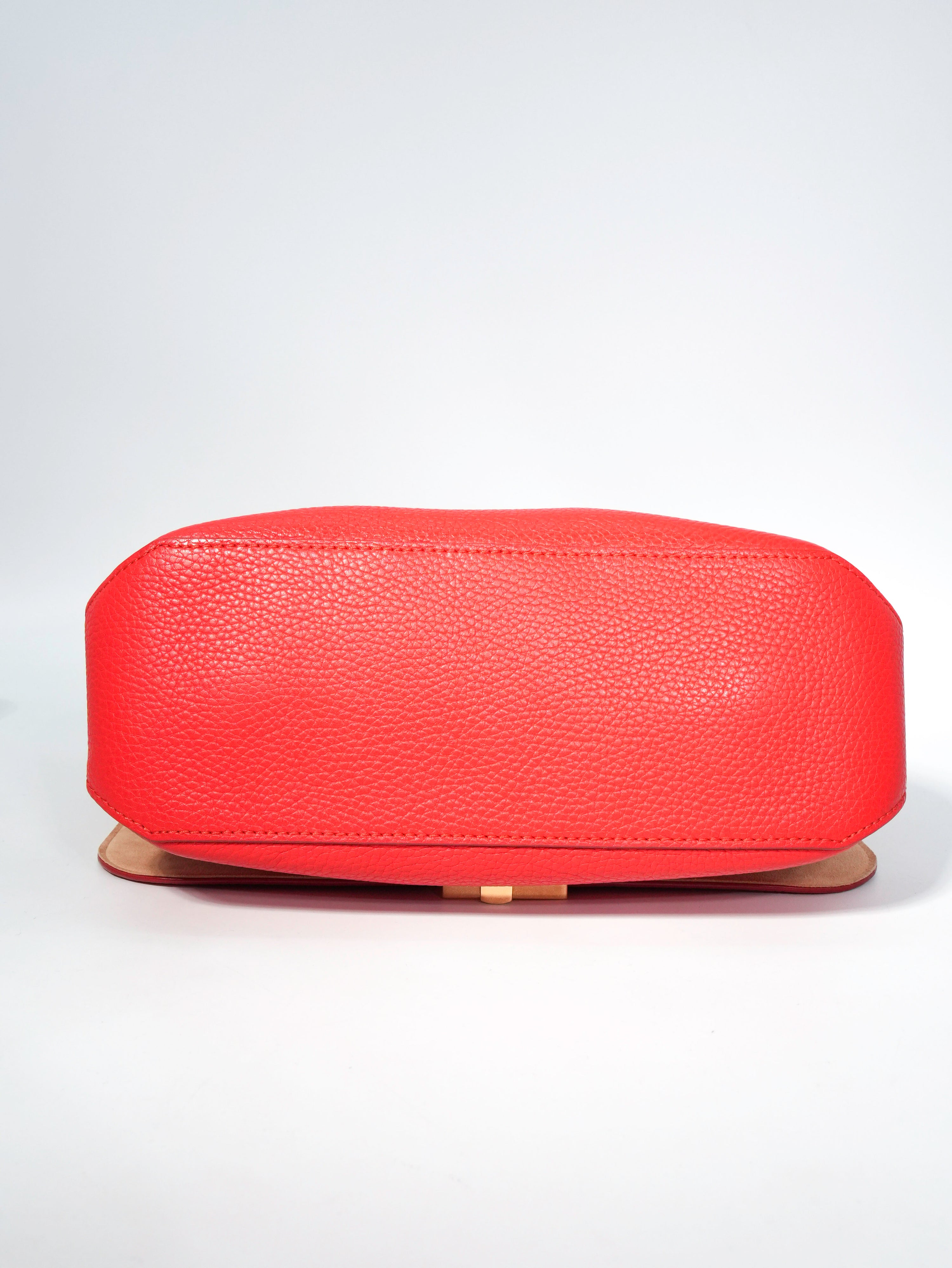 Louis Vuitton Volta Taurillon