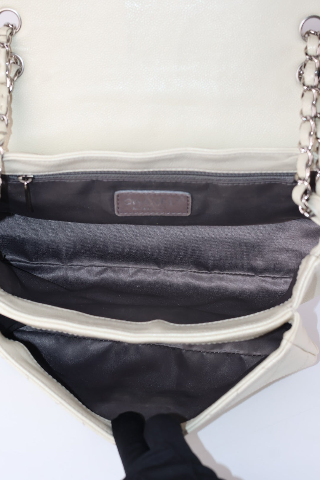 Chanel Reissue a Tracolla Caviar