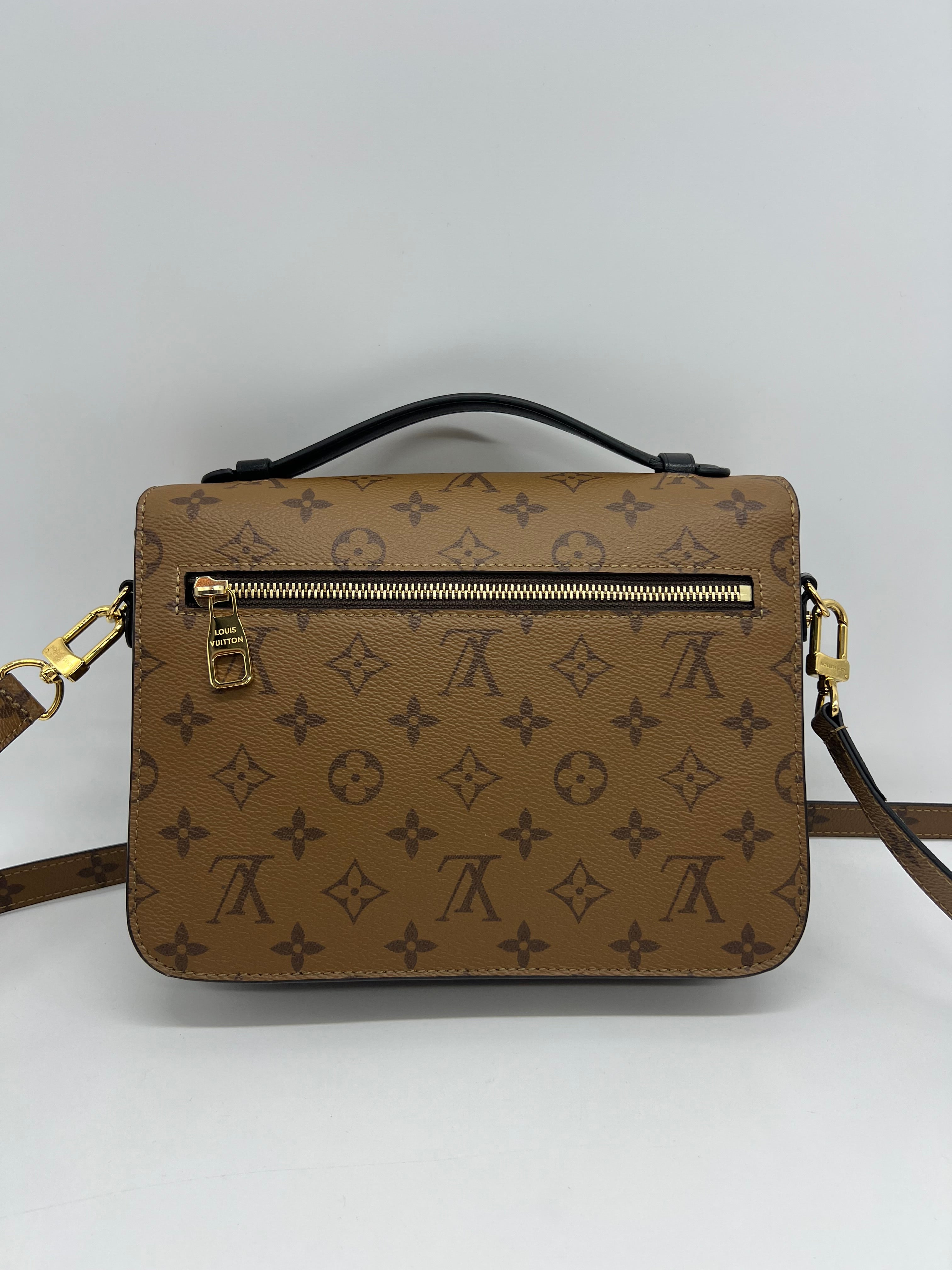 Louis Vuitton Métis Reverse