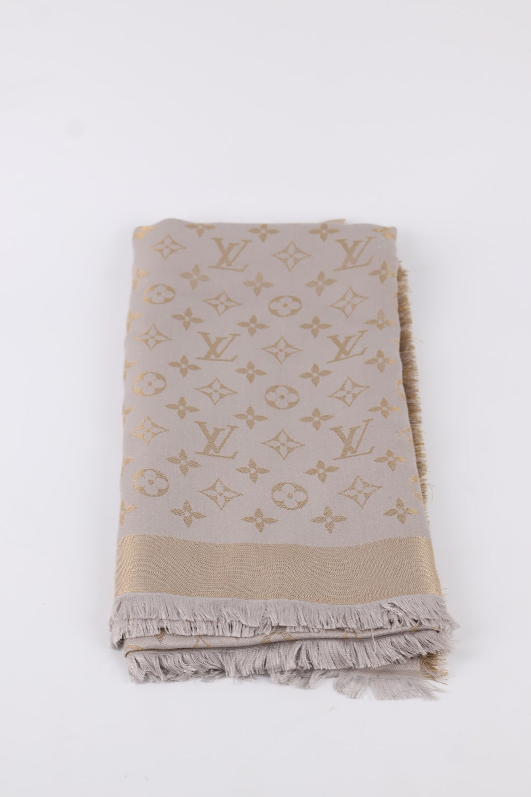 Louis Vuitton Stola Monogram Shine