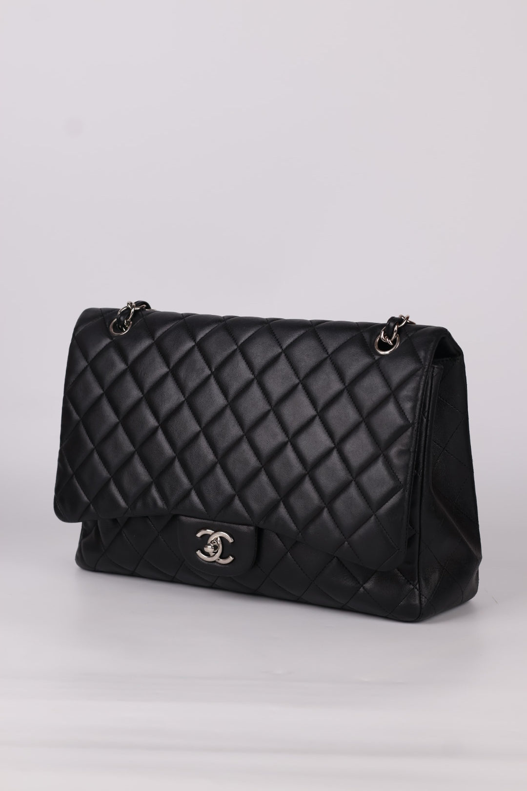 Chanel Maxi Jumbo Matelassé