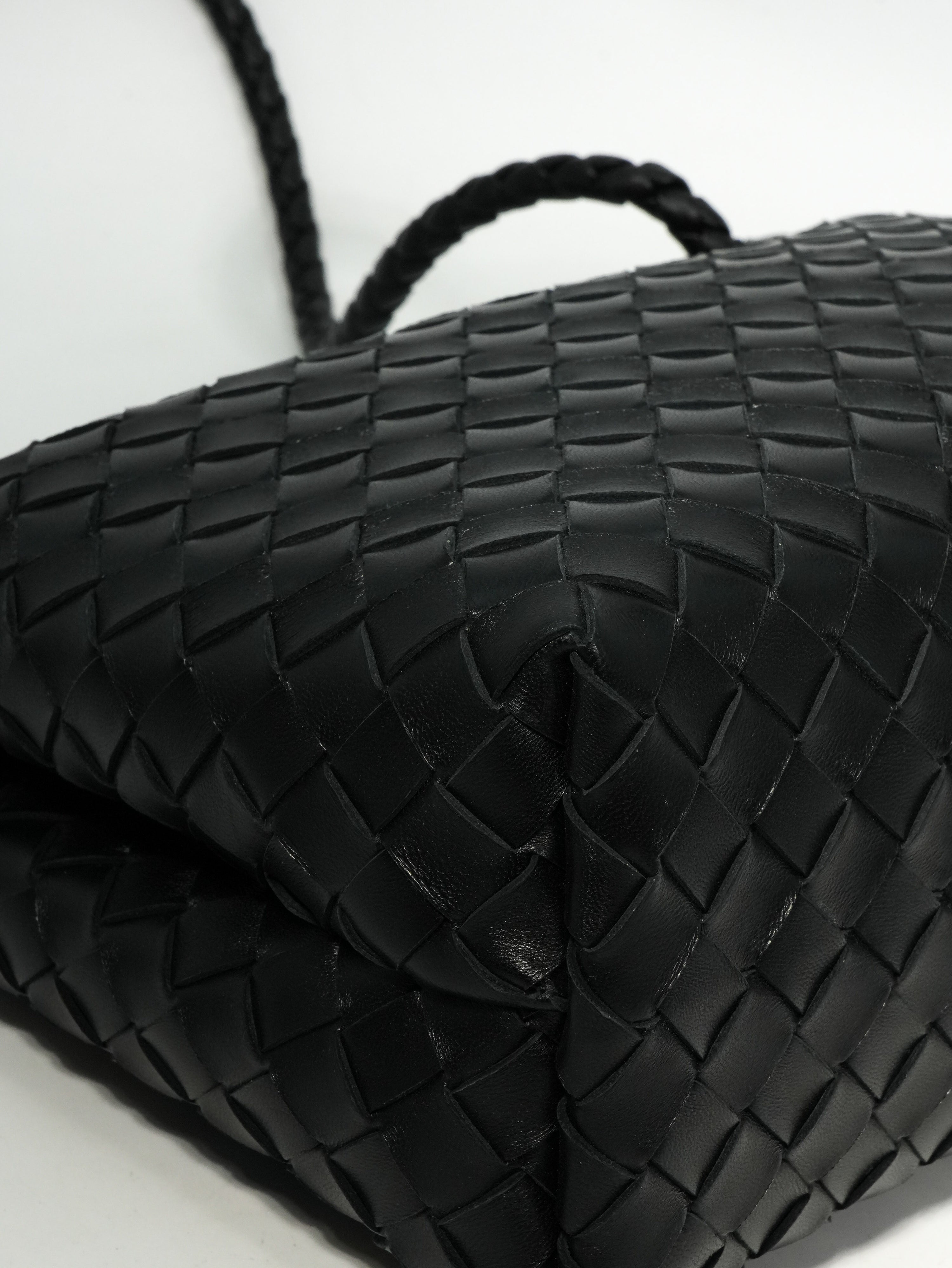 Bottega Veneta Andiamo Media