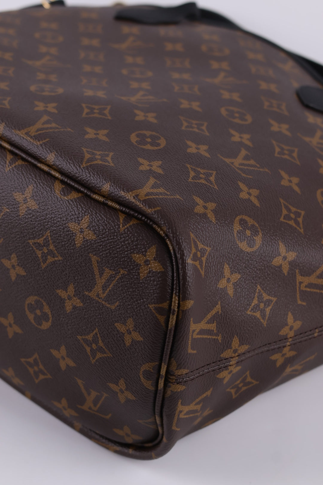 Louis Vuitton Neverfull MM Inside Out