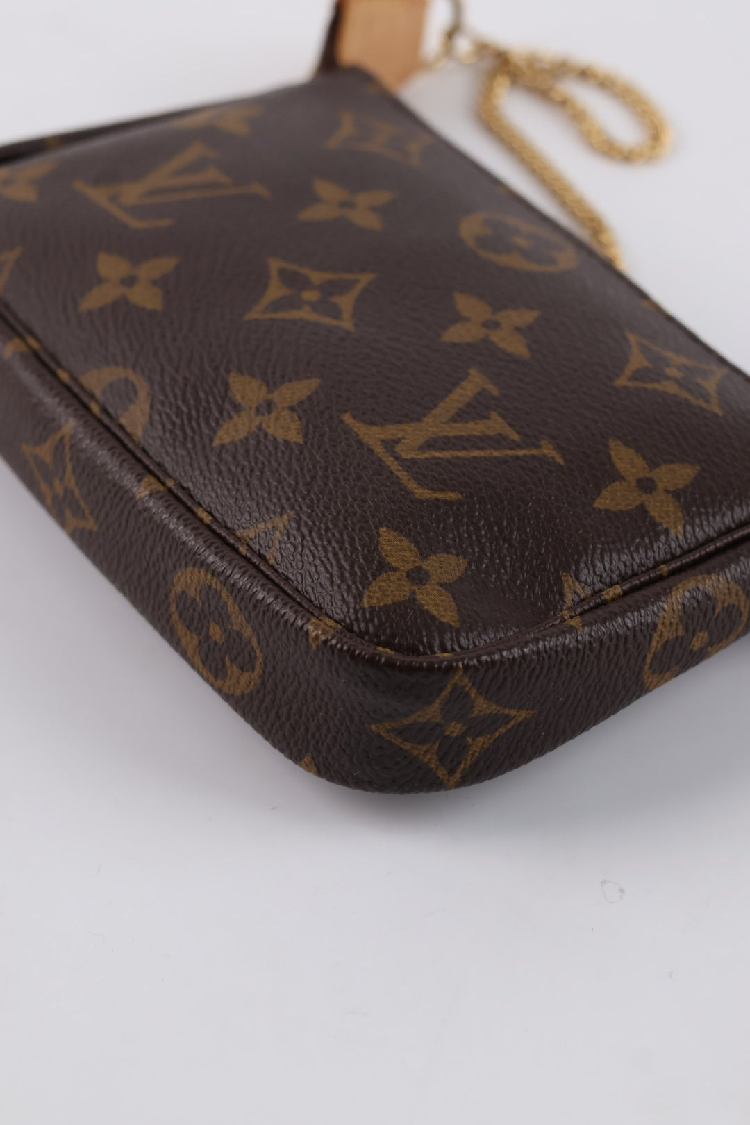 Louis Vuitton Mini Accessoires Monogram