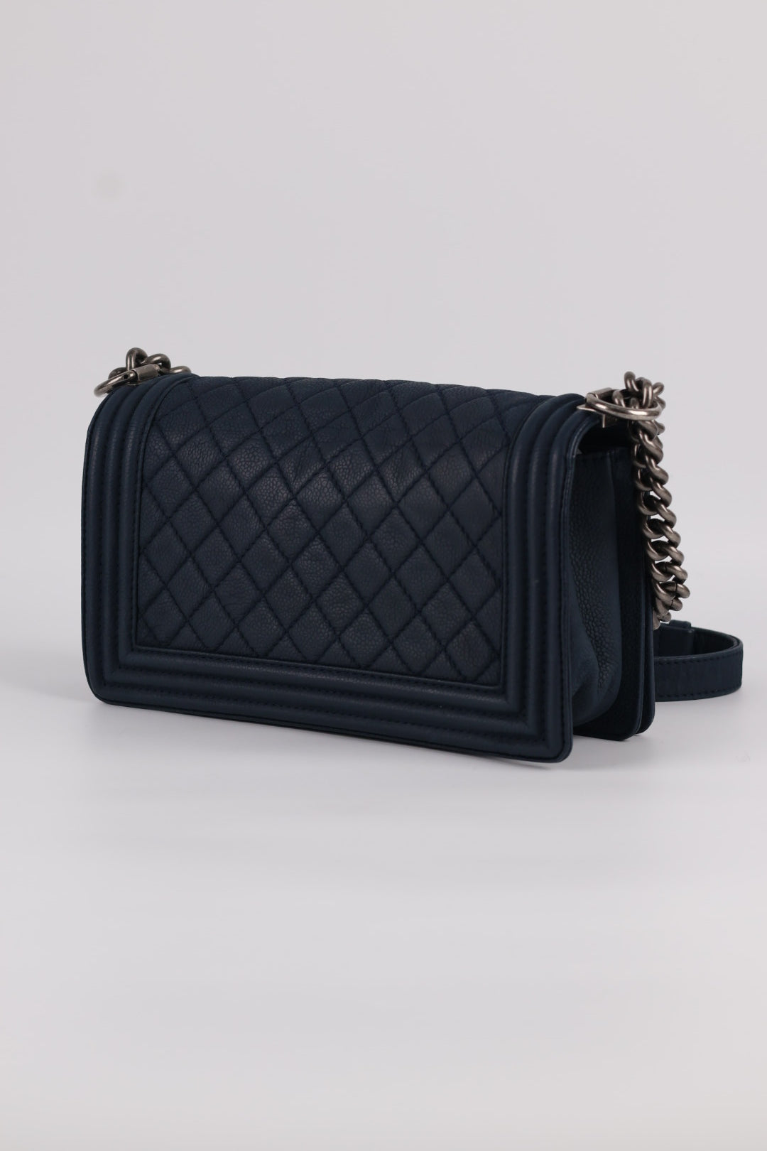 Chanel Boy Media Nabuk