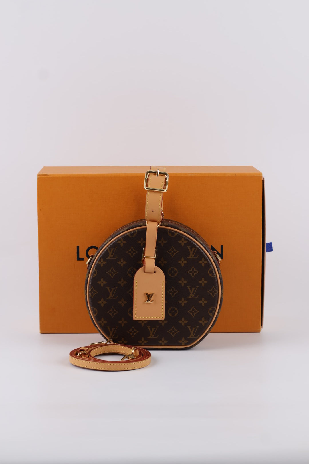 Louis Vuitton Petite Boîte Chapeau