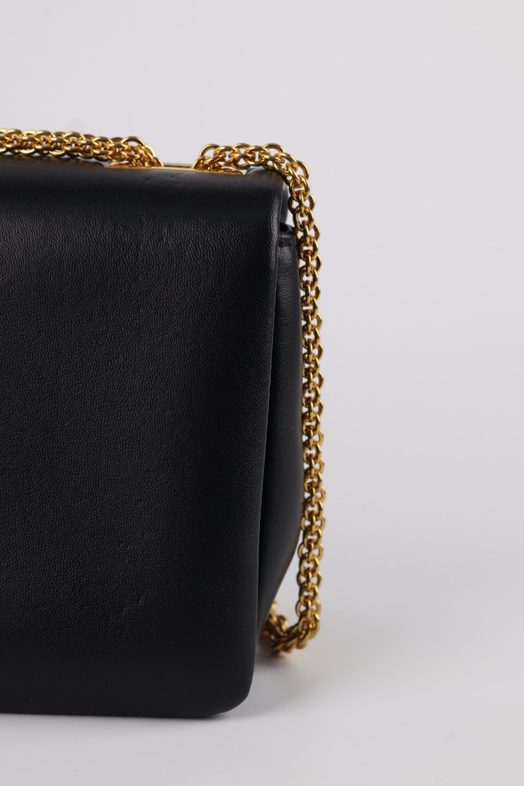 Valentino One Stud in Pelle