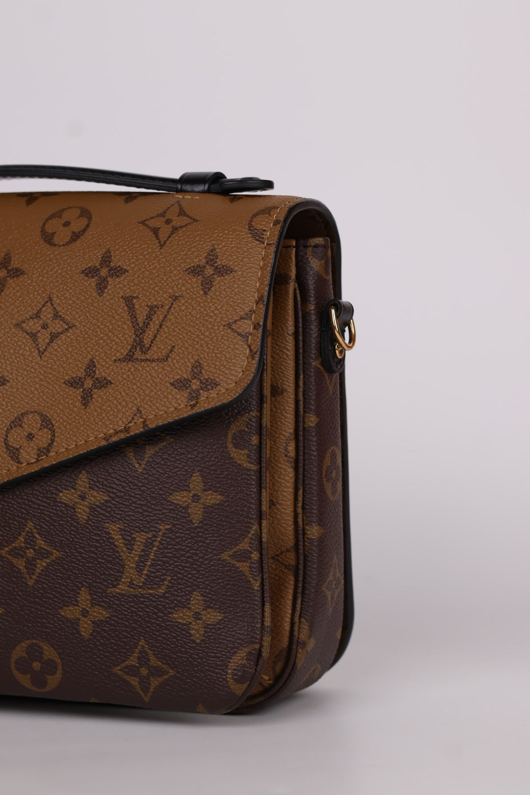 Louis Vuitton Métis Reverse