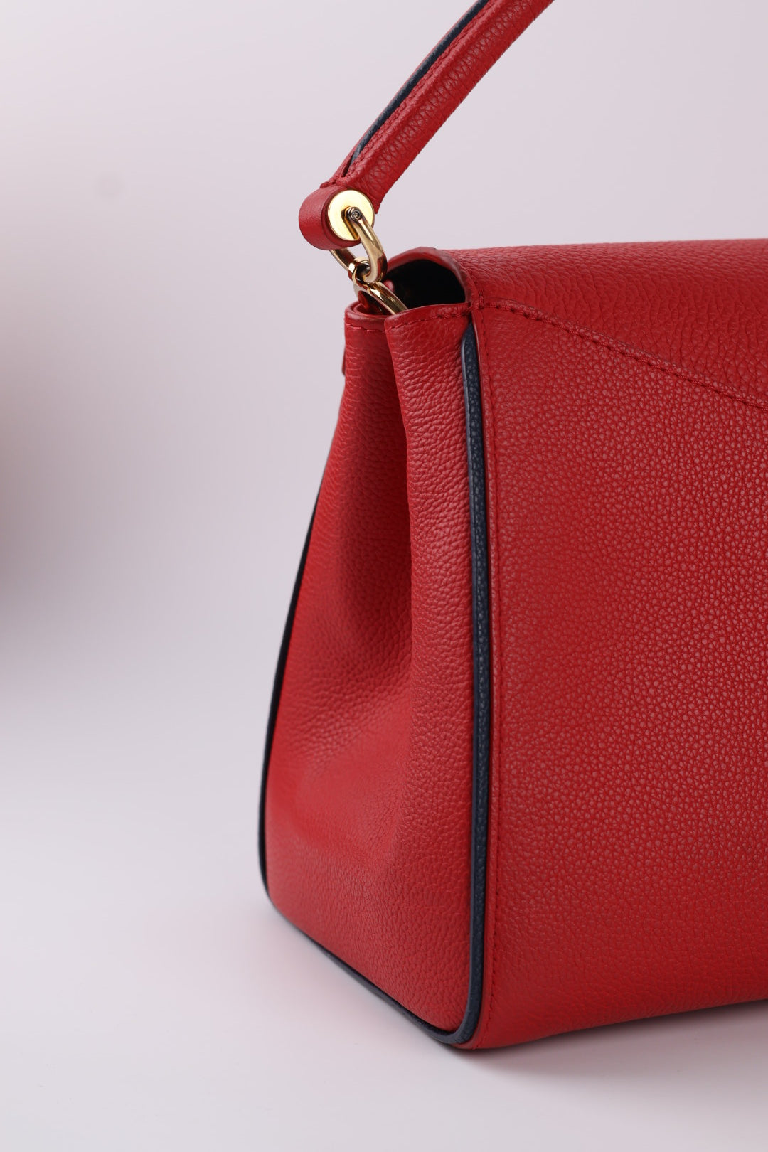 Louis Vuitton Double V