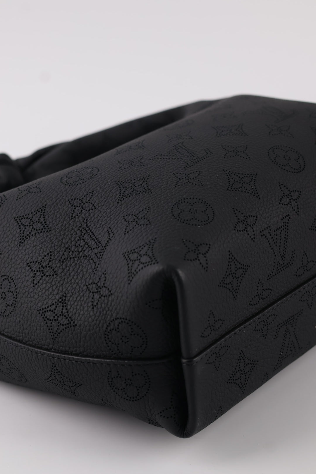 Louis Vuitton Why Knot PM Mahina