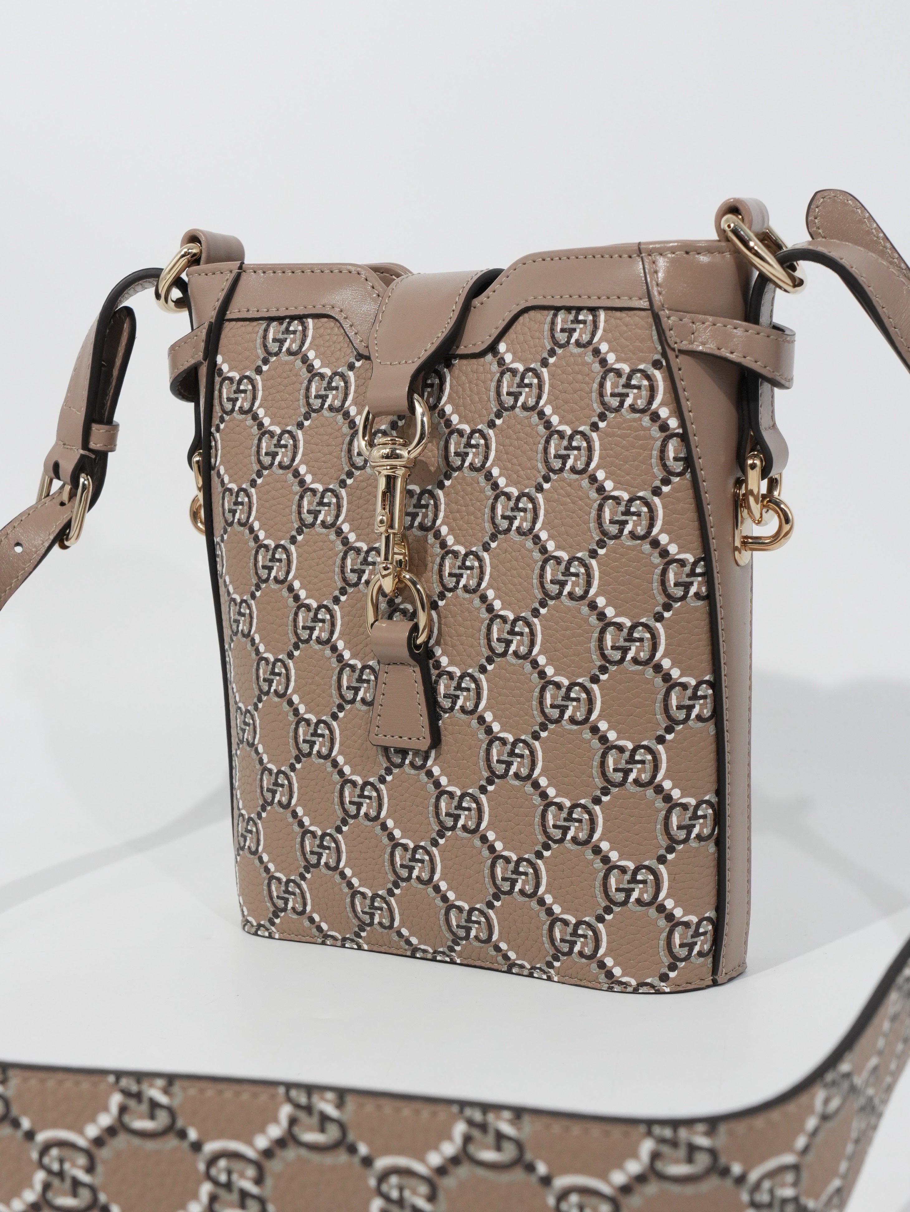 Gucci Mini Bucket GG in Pelle