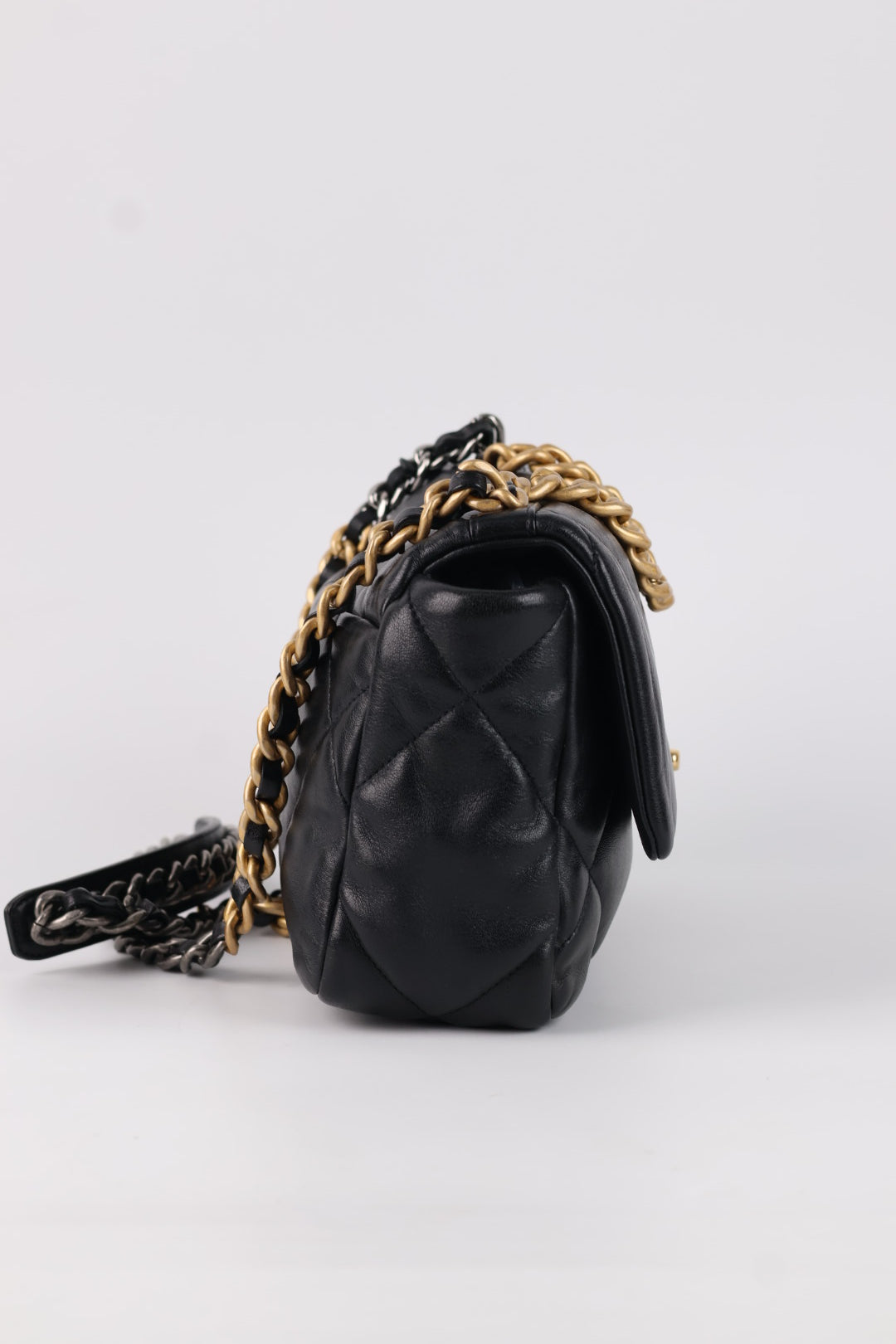 Chanel 19 in Pelle d’Agnello