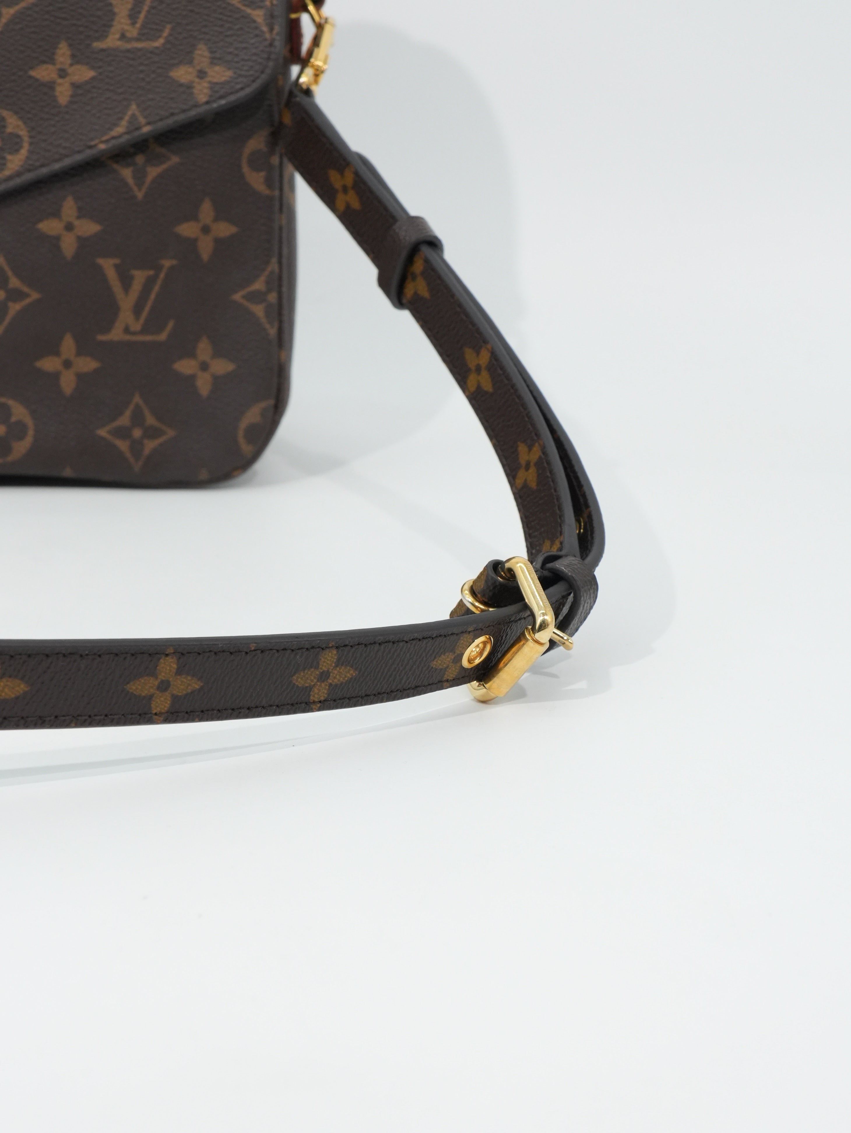 Louis Vuitton Métis Monogram