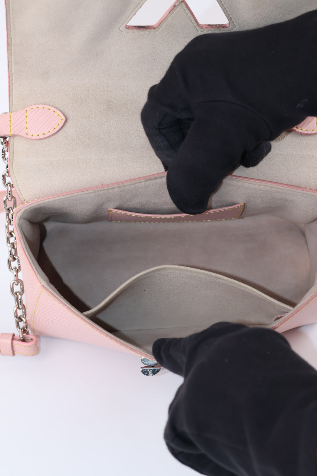 Louis Vuitton Twist MM EPI