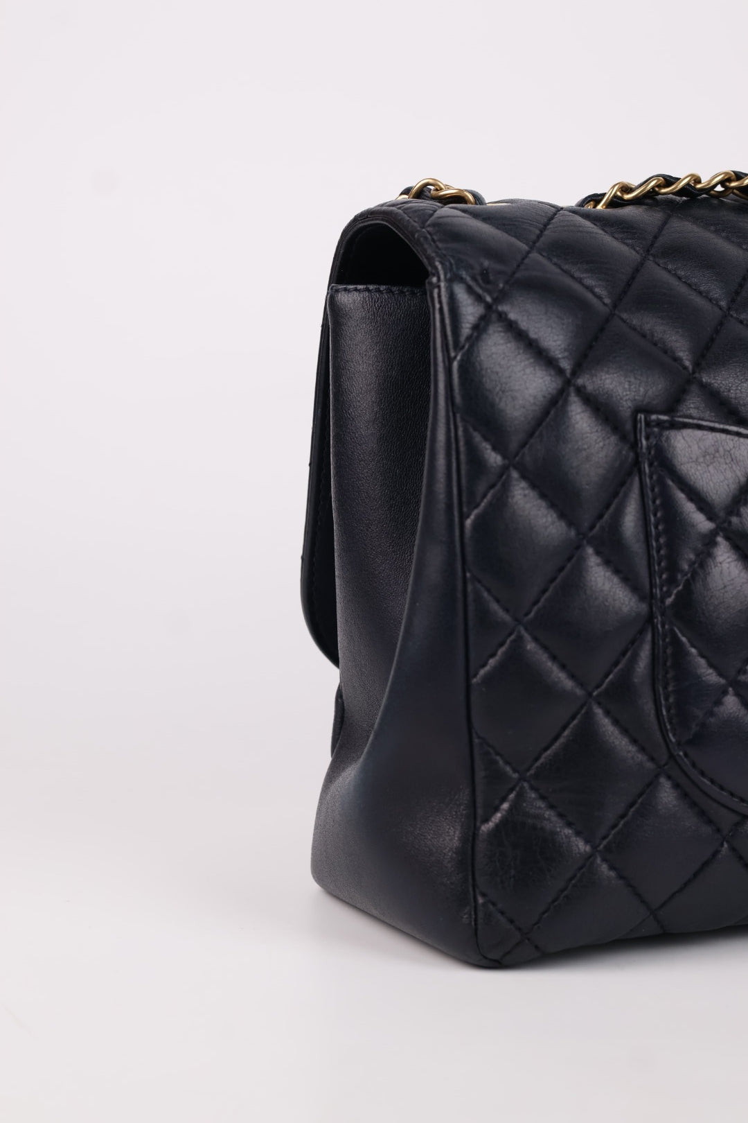 Chanel Madamoiselle Grande Matelassé