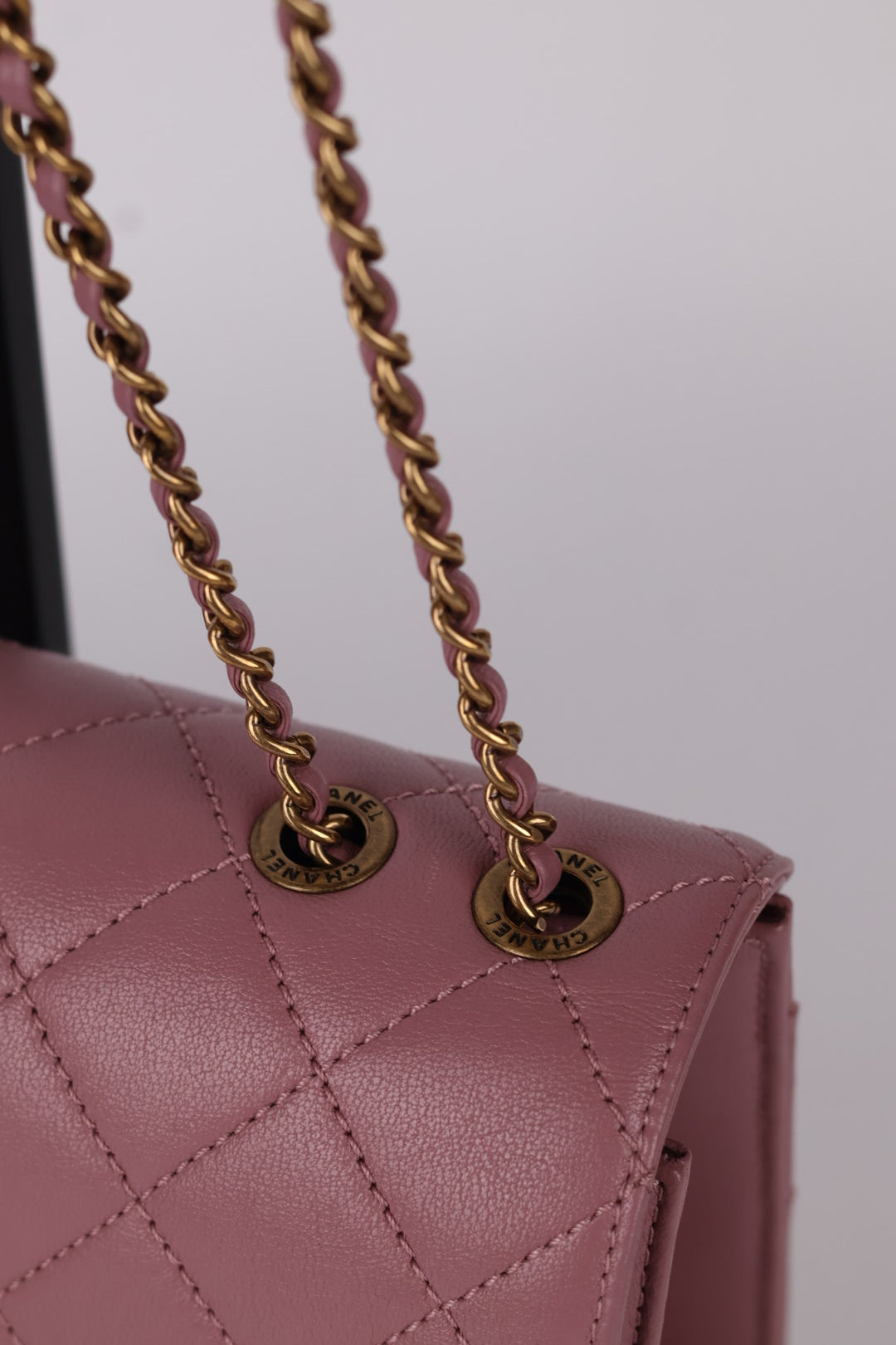 Chanel Beauty Lock Matelassé