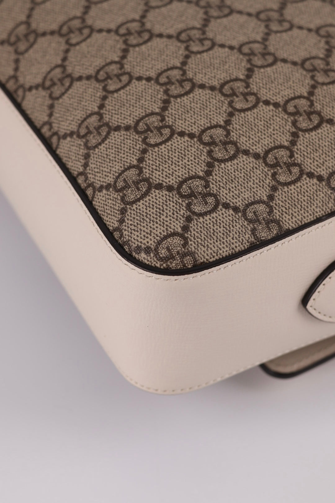 Gucci Horsebit Camera Bag GG Supreme