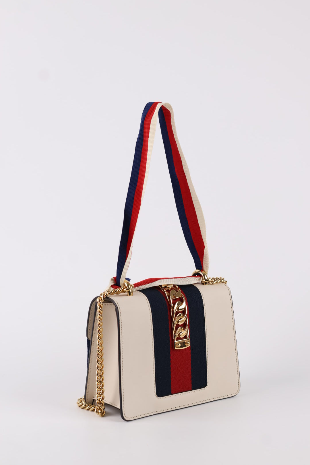 Gucci Sylvie Mini in Pelle