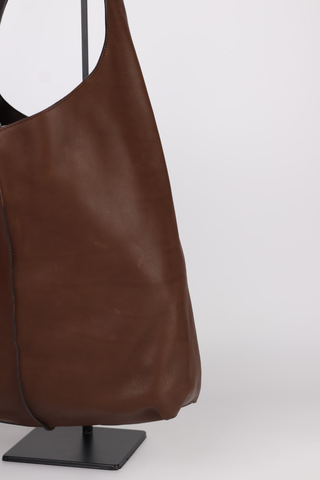The Row Bindle Stitch in Pelle