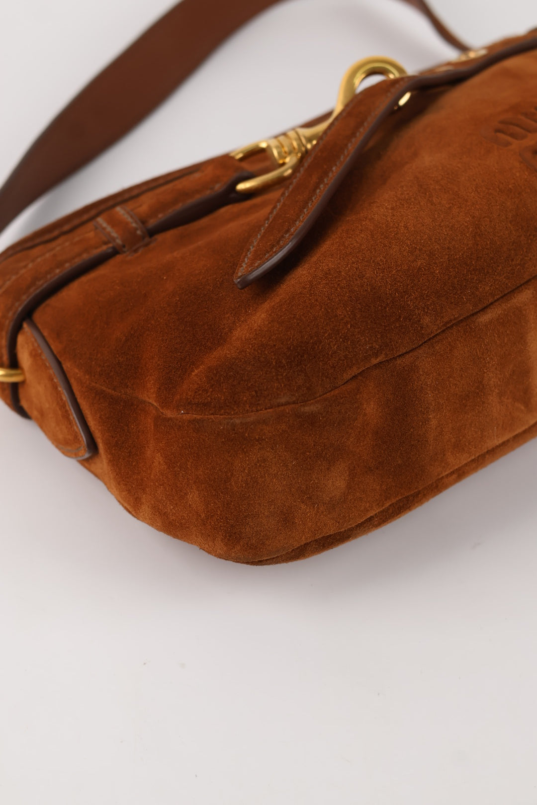 Miu Miu Adventure a Spalla Suede