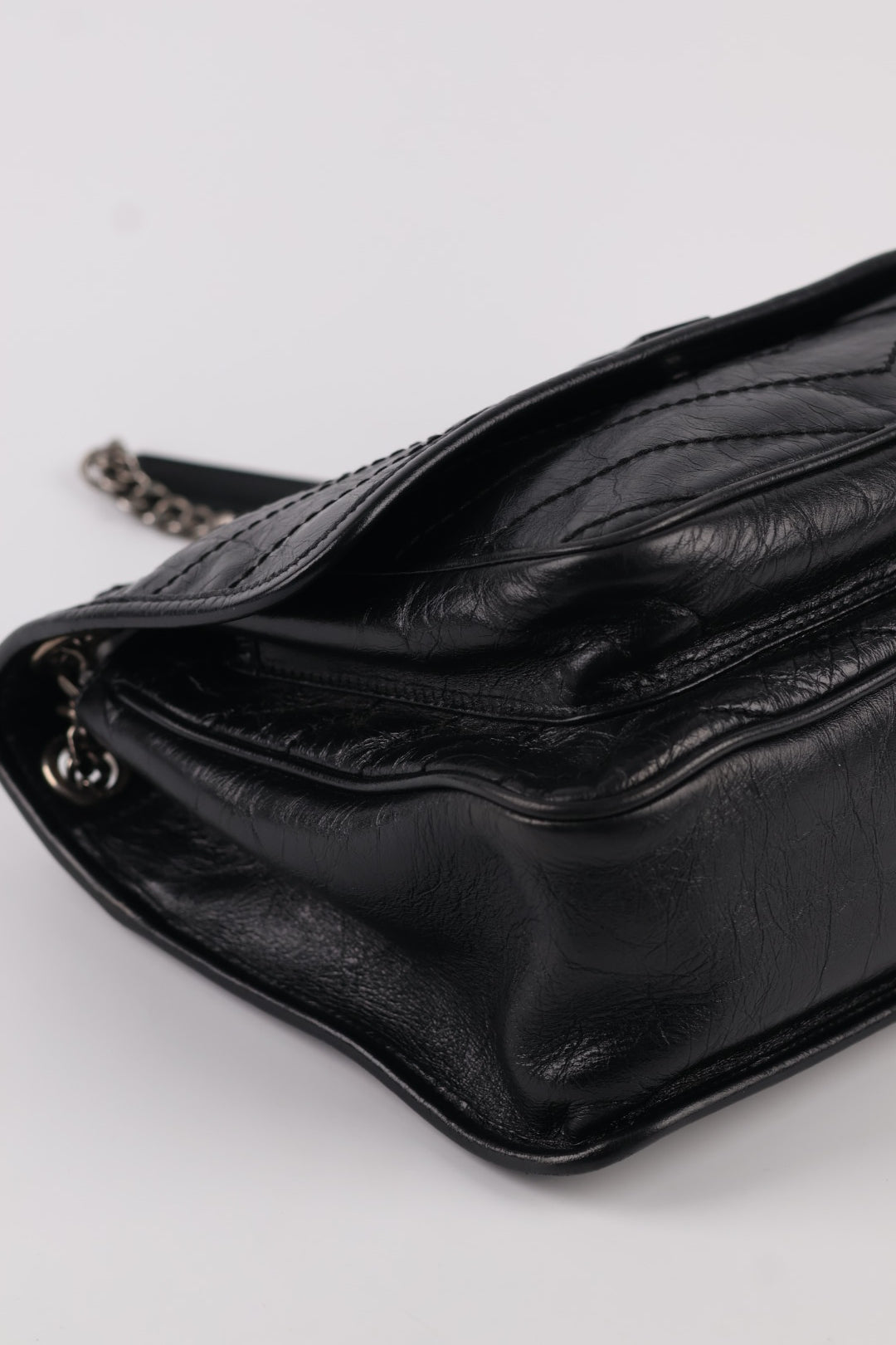 Saint Laurent Niki Media