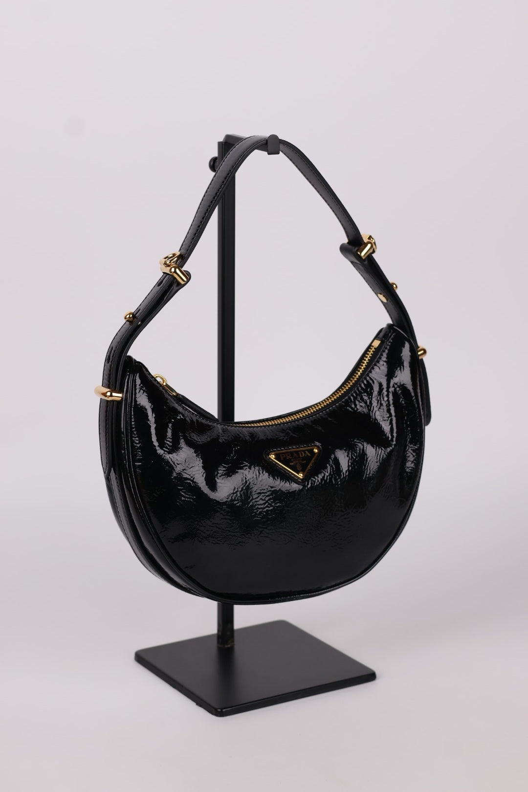 Prada Arqué in Pelle Verniciata