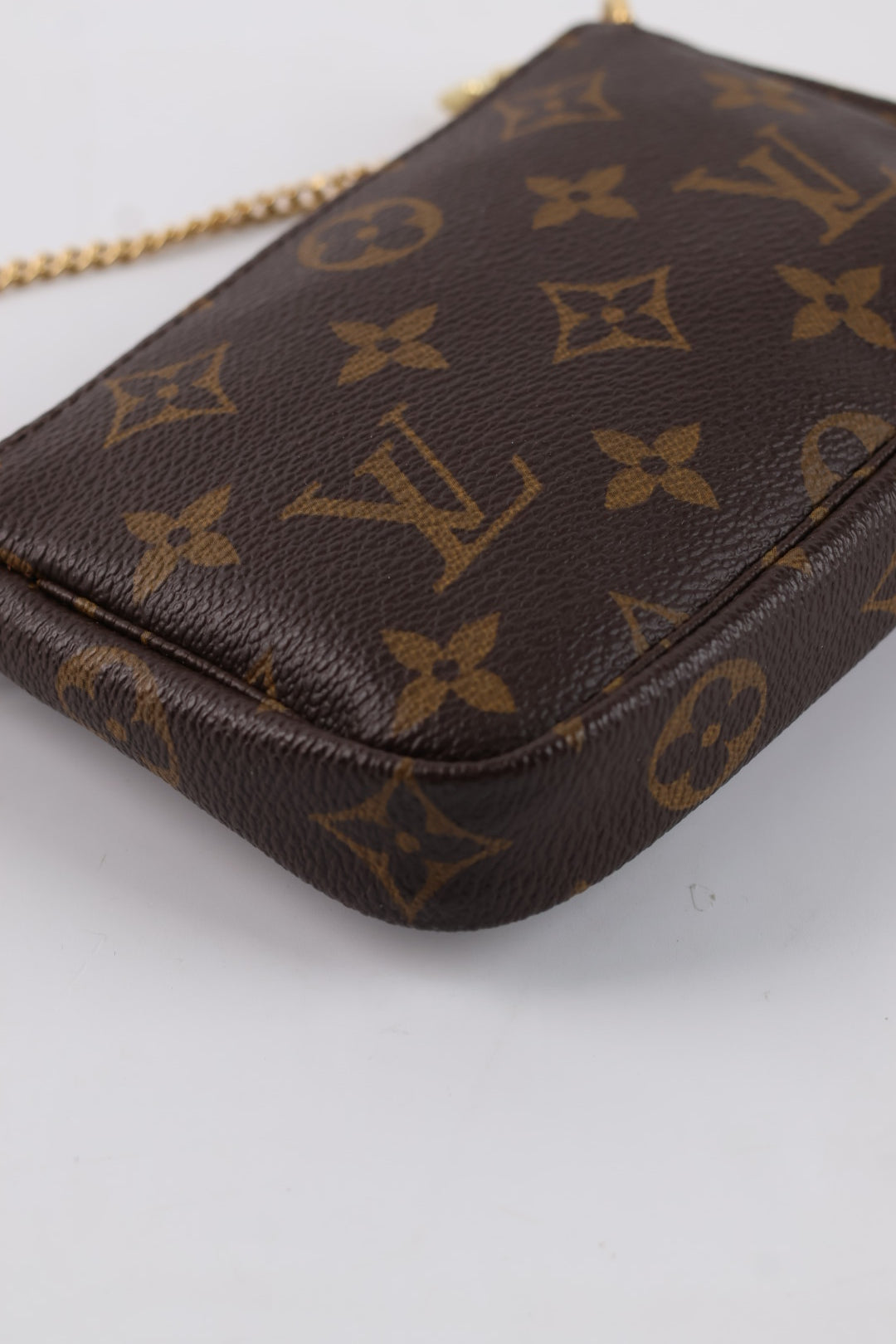 Louis Vuitton Mini Accessoires Monogram