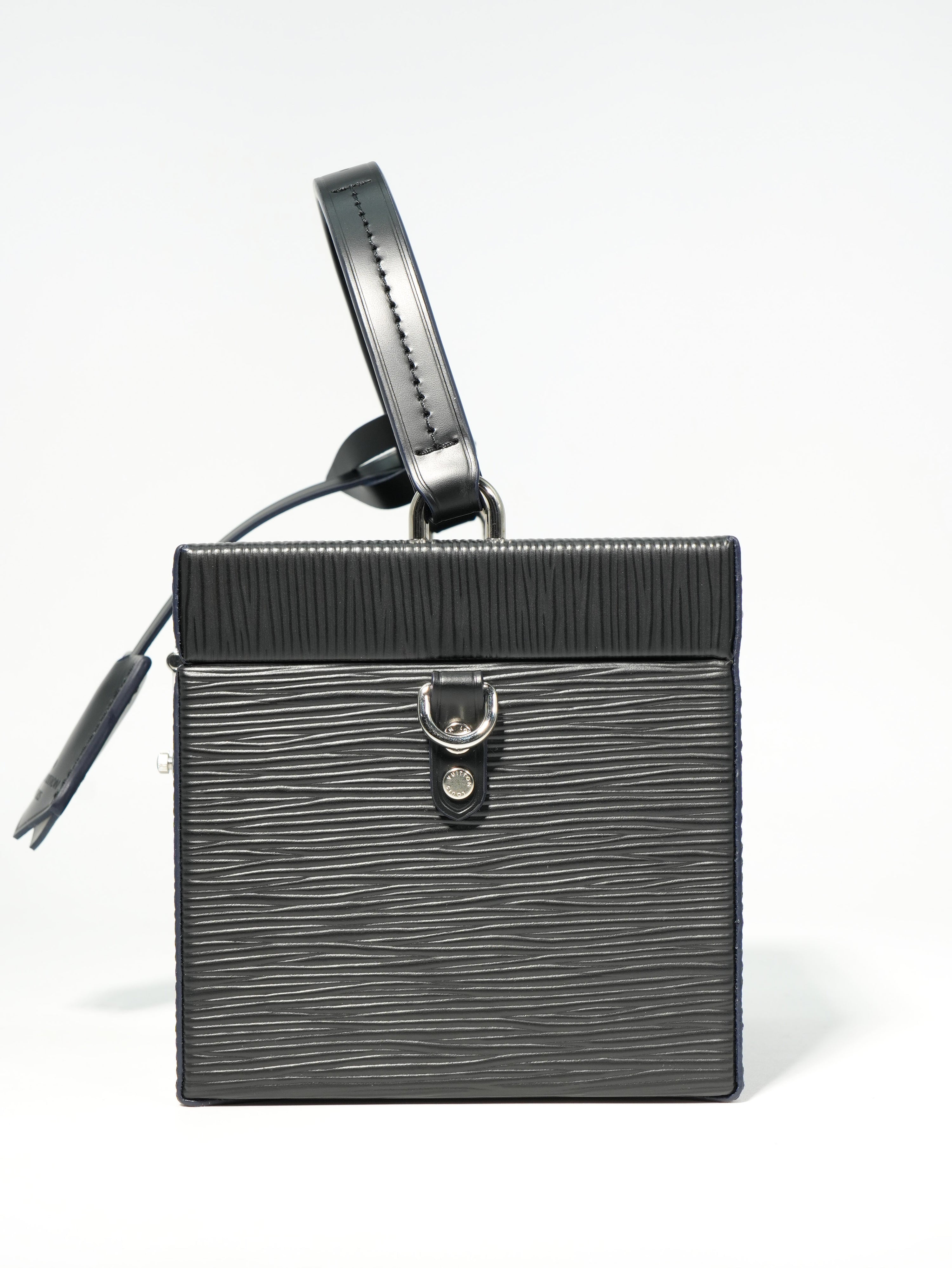 Louis Vuitton Bleecker Epi
