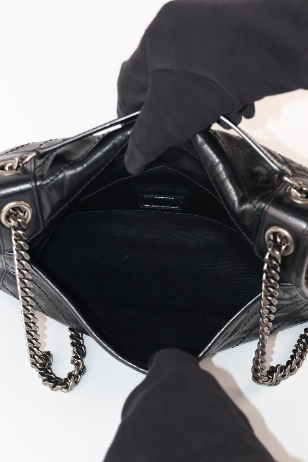 Saint Laurent Niki Media