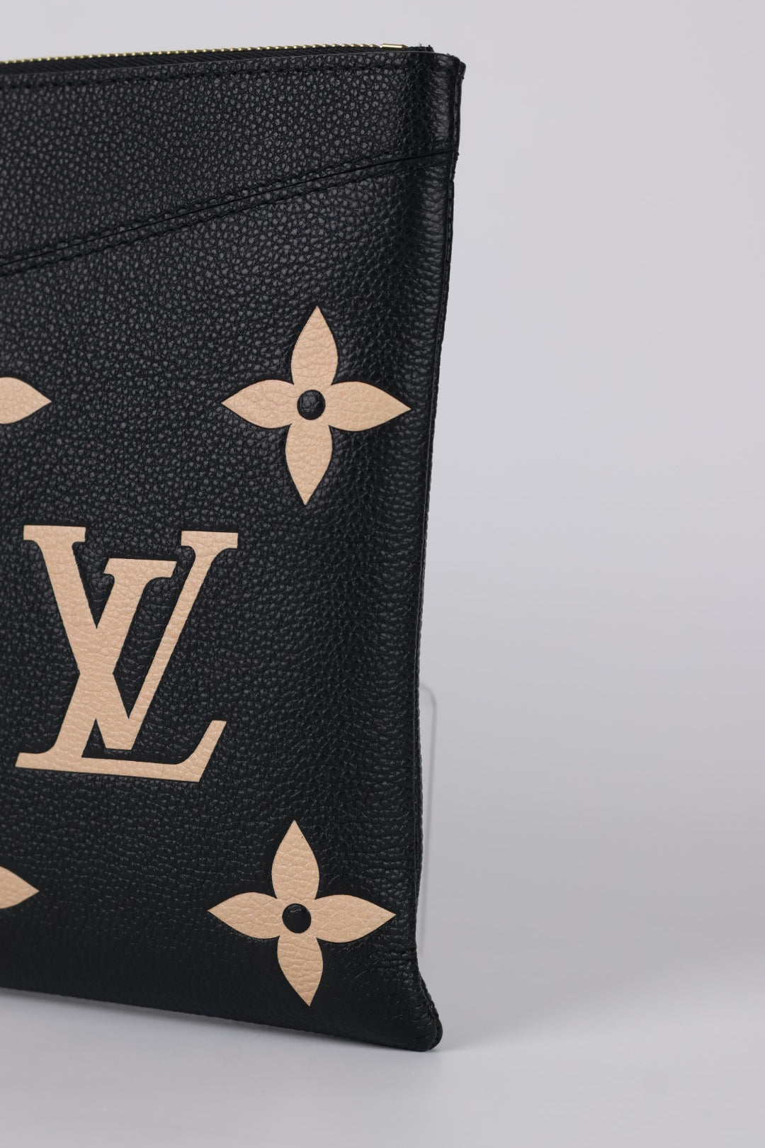 Louis Vuitton Daily Pochette Empreinte