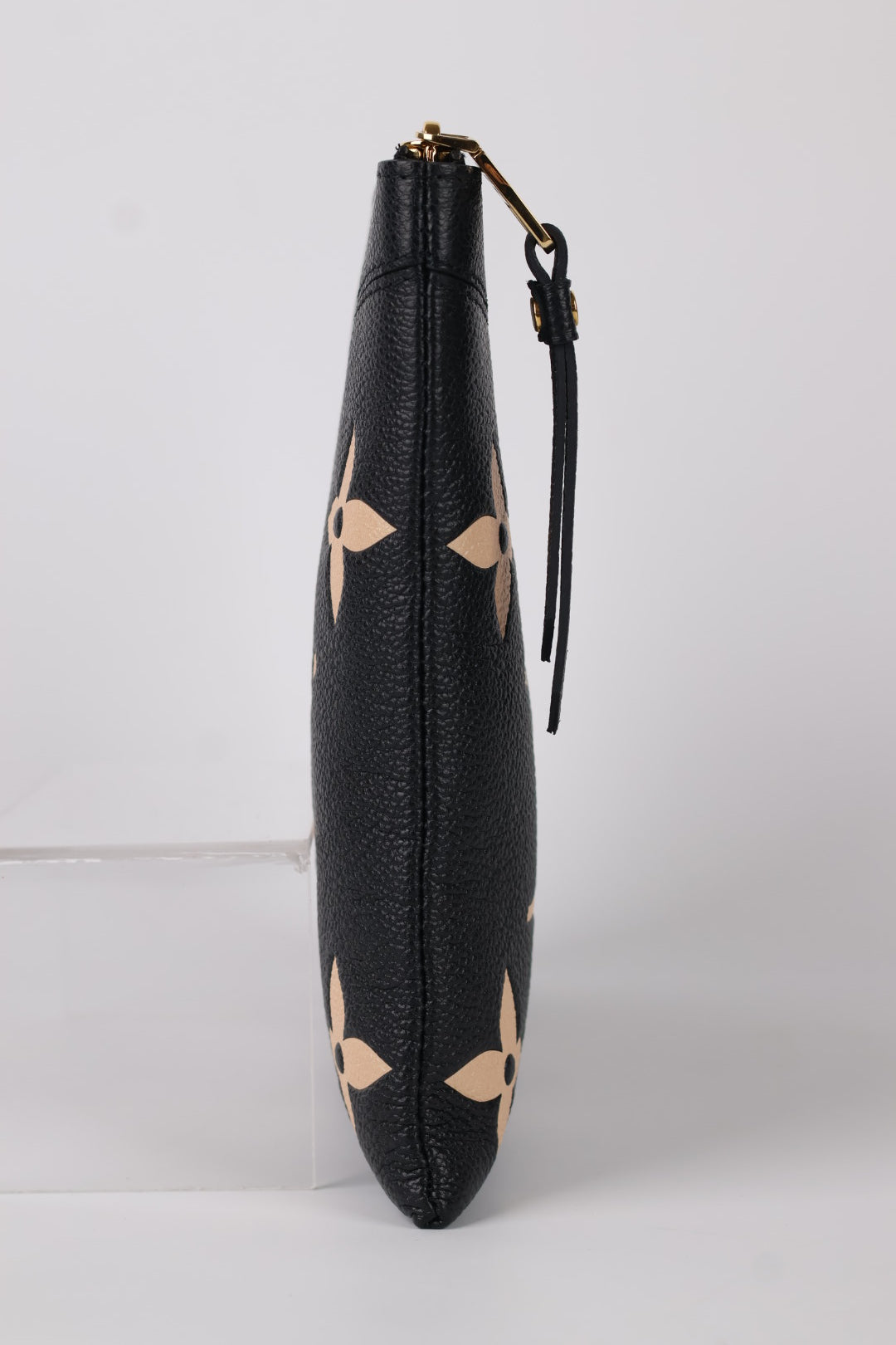 Louis Vuitton Daily Pochette Empreinte